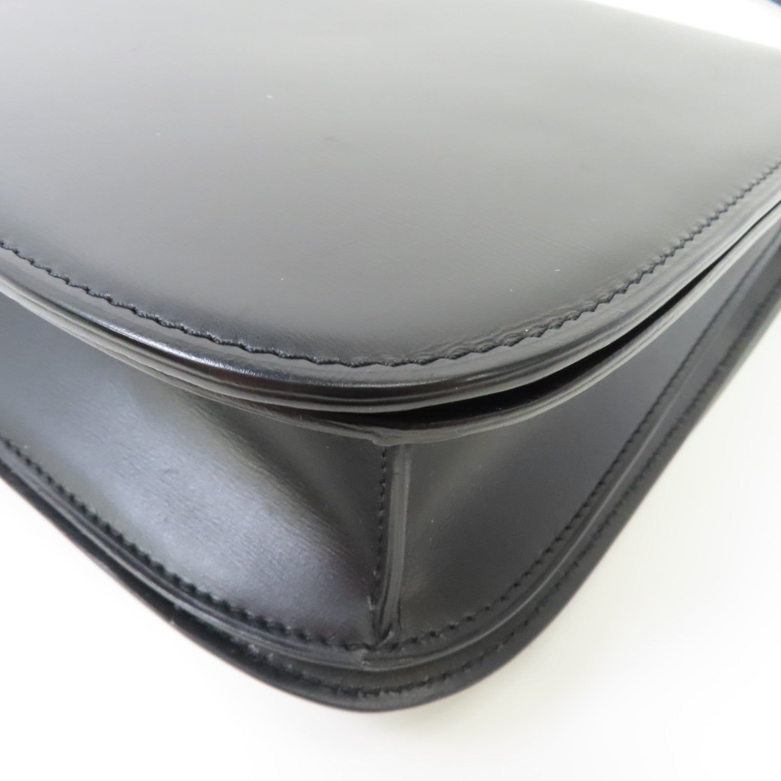 CELINE 牛皮皮革Shoulder Bag金扣肩背袋黑色