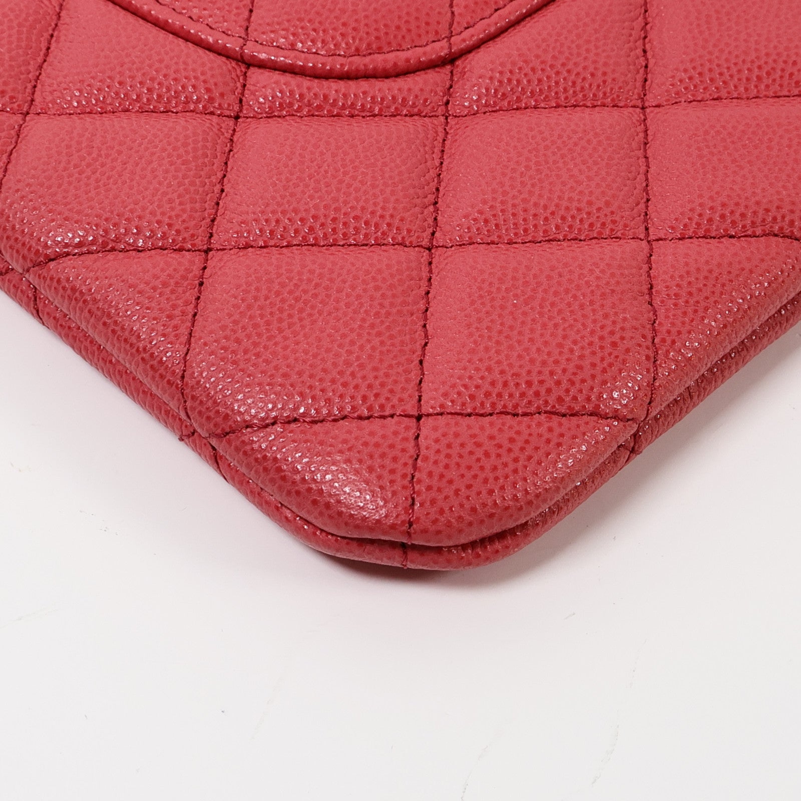 CHANEL 牛皮皮革Pouch金扣手拿包