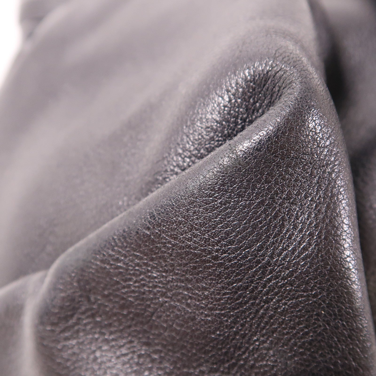 BVLGARI 牛皮皮革Shoulder Bag金扣肩背袋