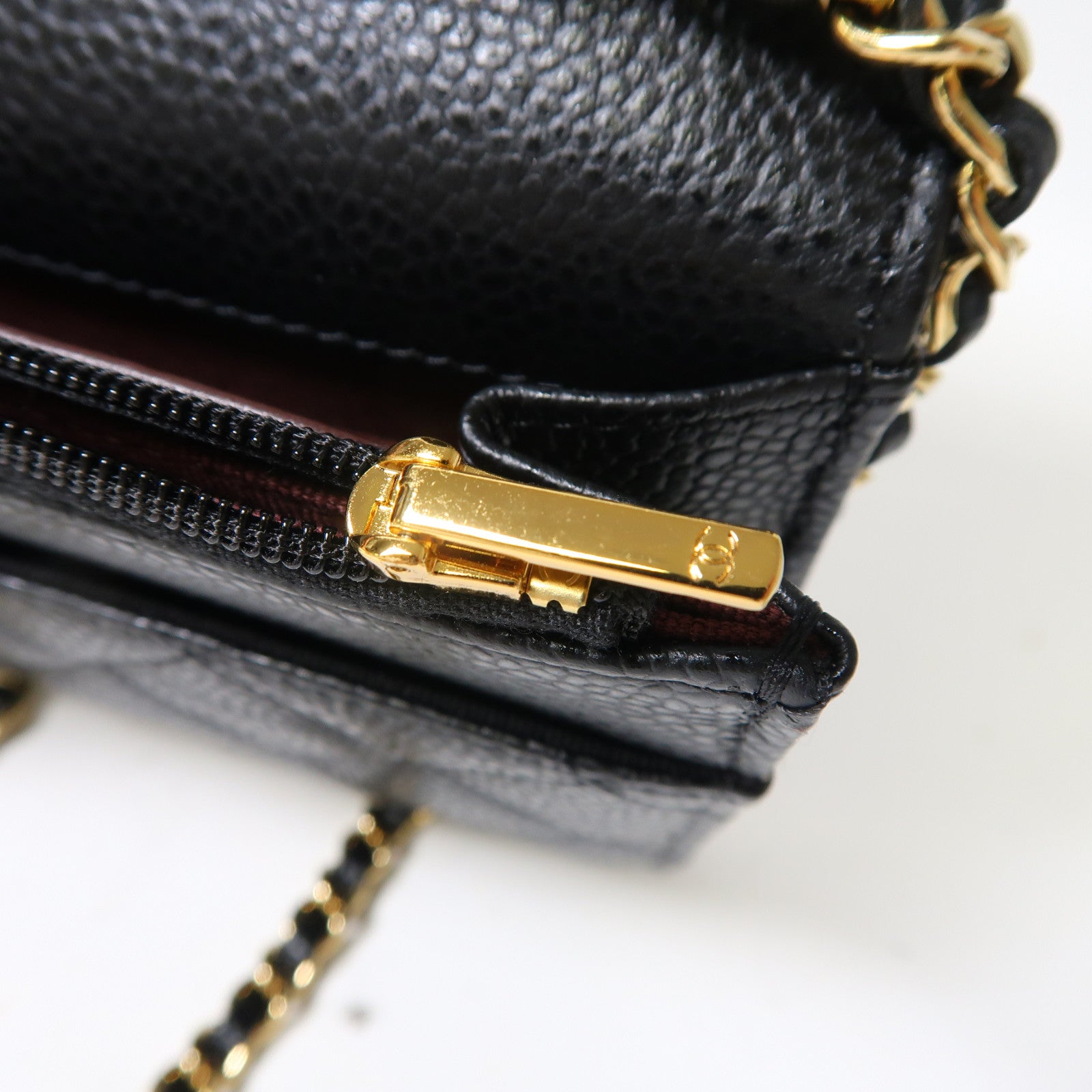 CHANEL 菱格Caviar皮革Wallet On Chain金扣鏈帶肩背袋黑色
