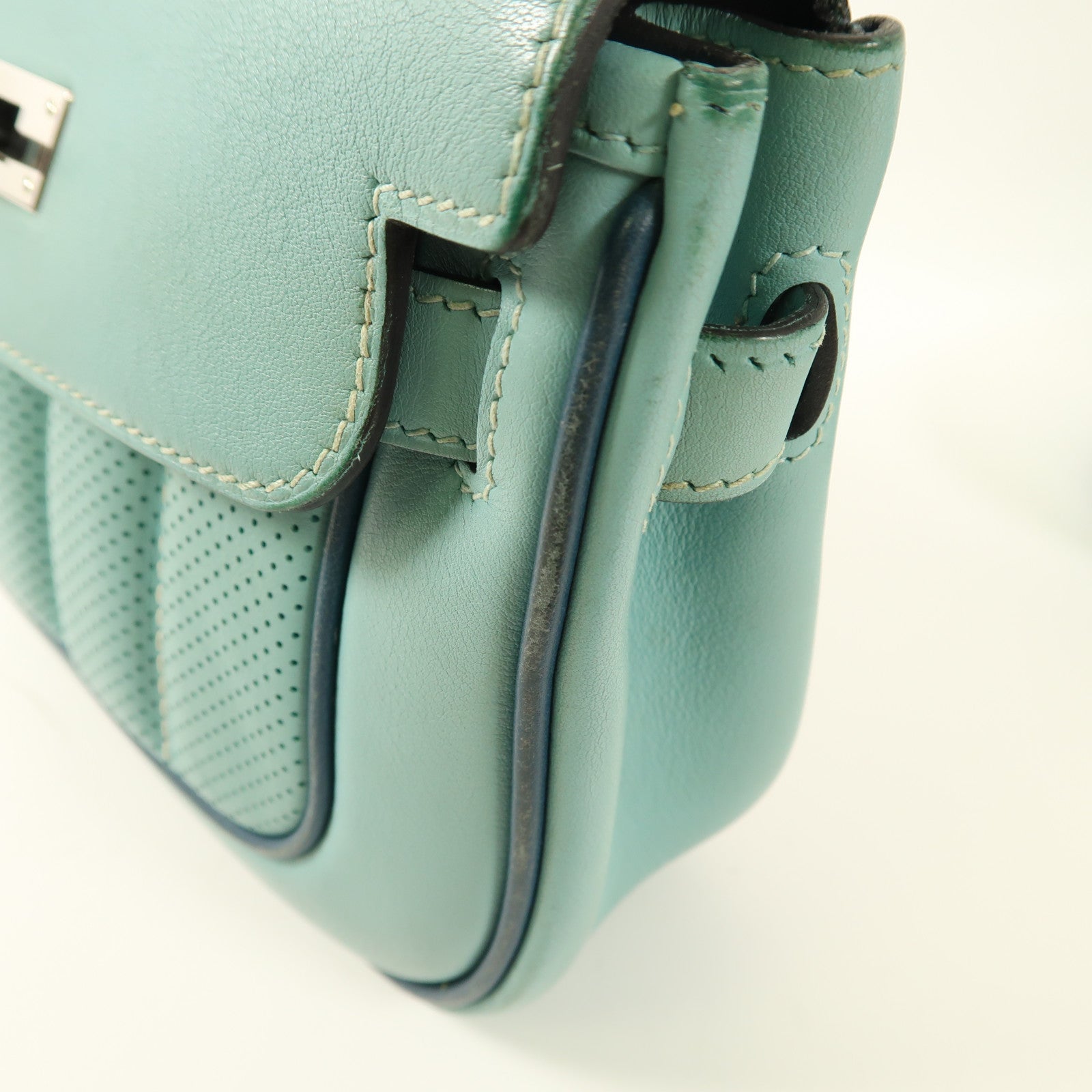 HERMES 【激減優惠】Swift皮革Mini Berline銀扣肩背袋