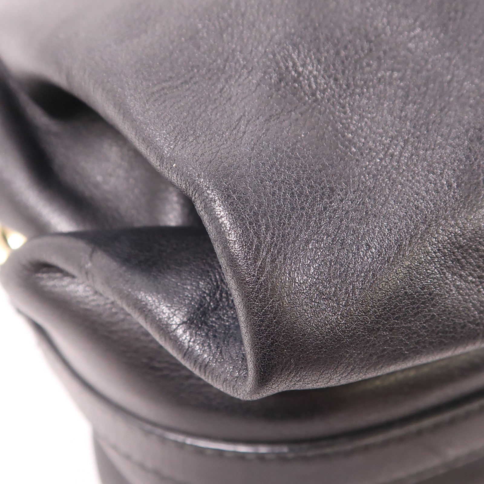 BVLGARI 牛皮皮革Shoulder Bag金扣肩背袋