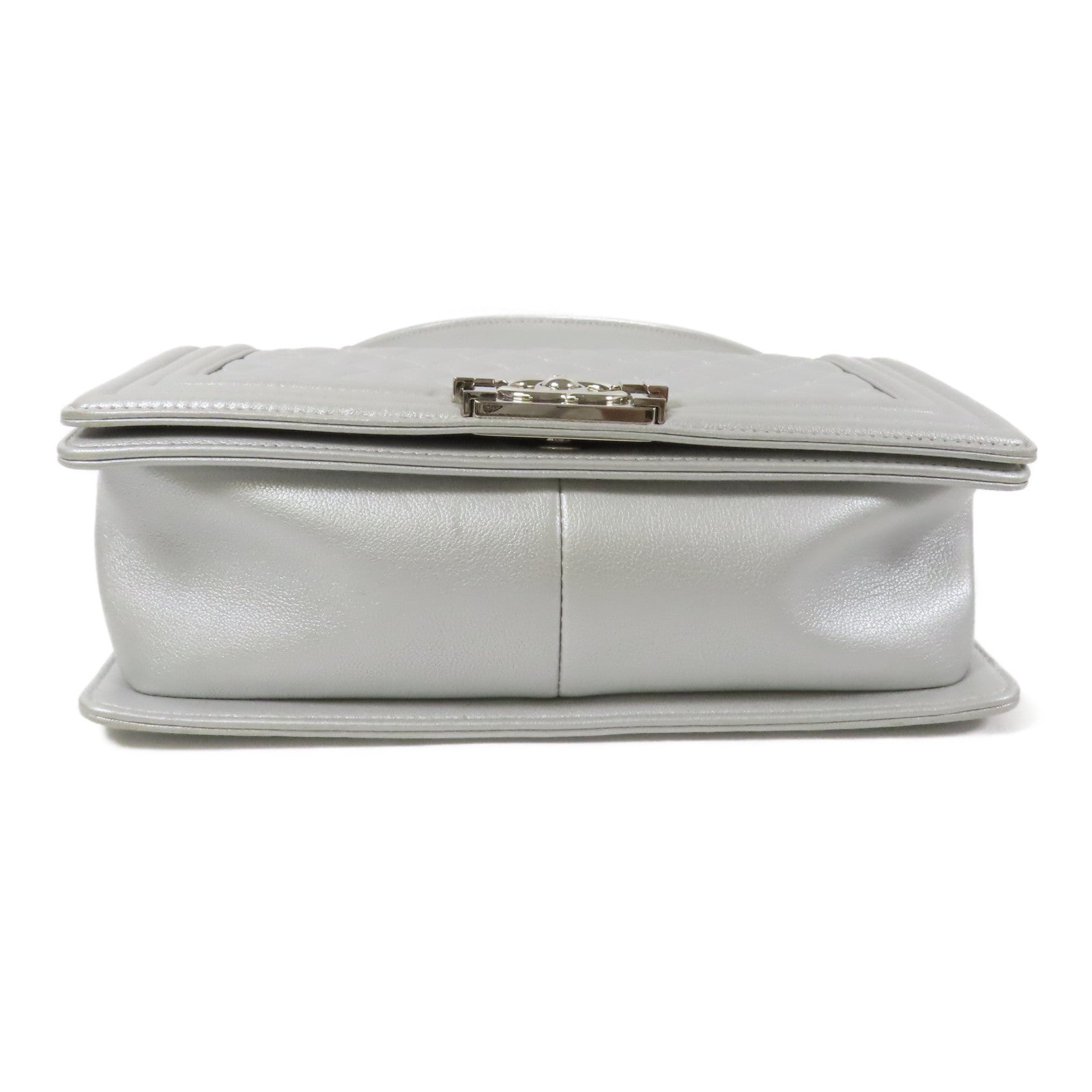 CHANEL 牛皮皮革Boy 25銀扣鏈帶肩背袋