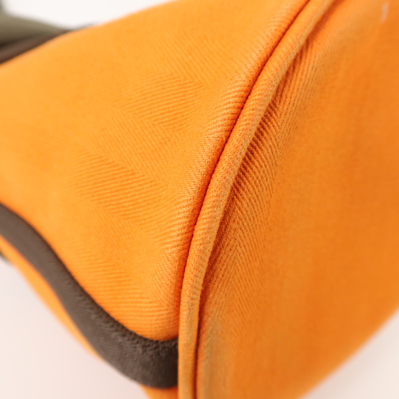 HERMES Toile Sac De Pansage Grooming Bucket Bag肩背袋Orange