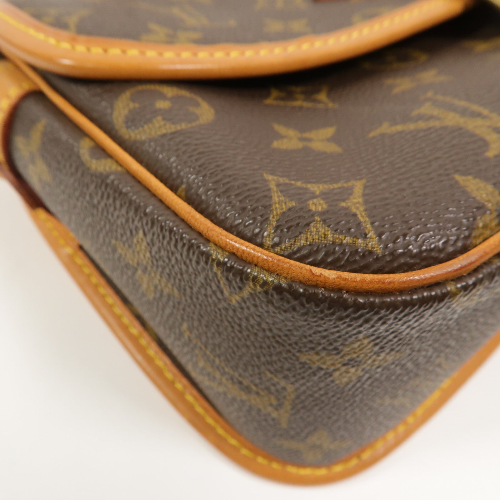 LOUIS VUITTON Monogram Sologne肩背袋