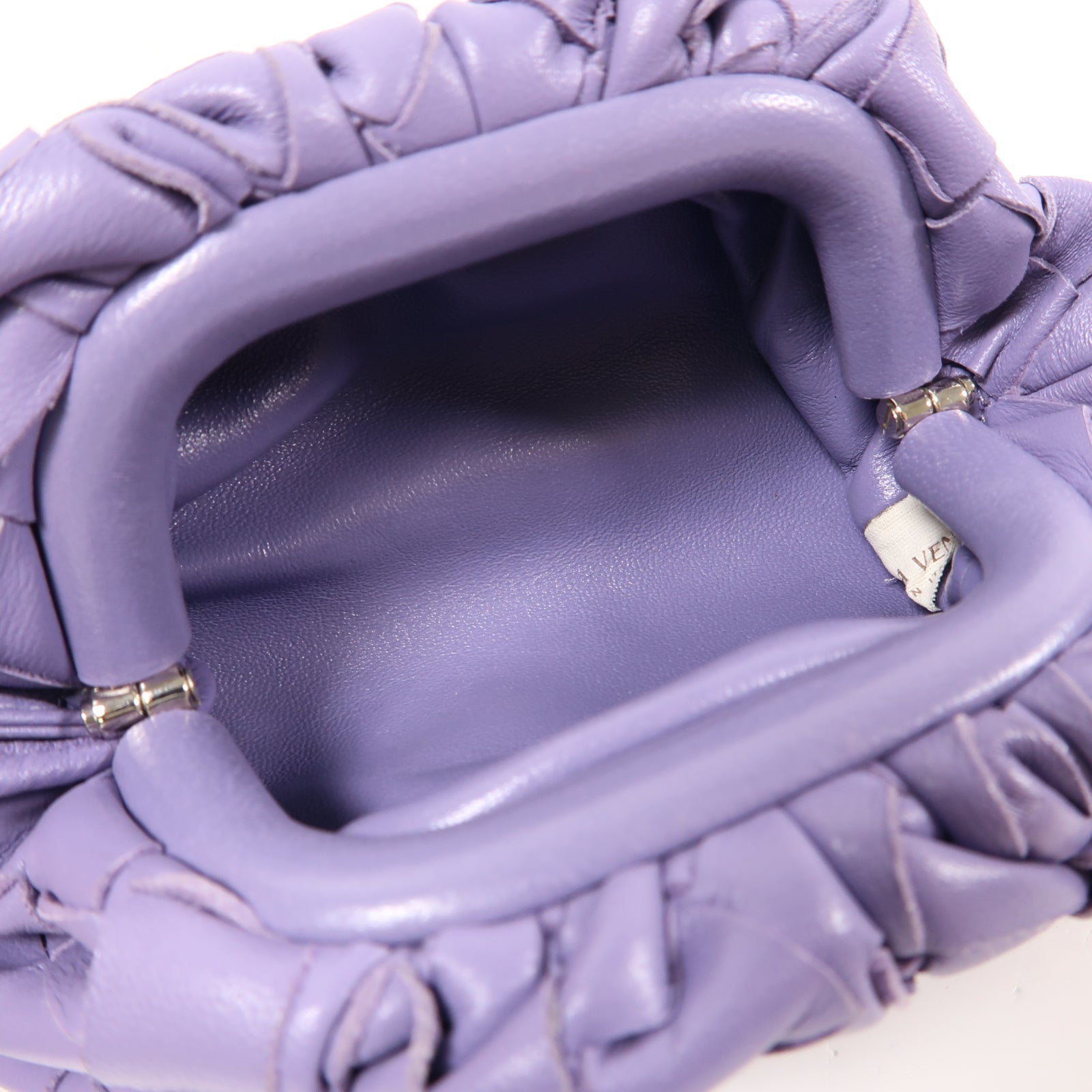 BOTTEGA VENETA 【激減優惠】織紋皮革Pouch Shoulder銀扣肩背袋紫色