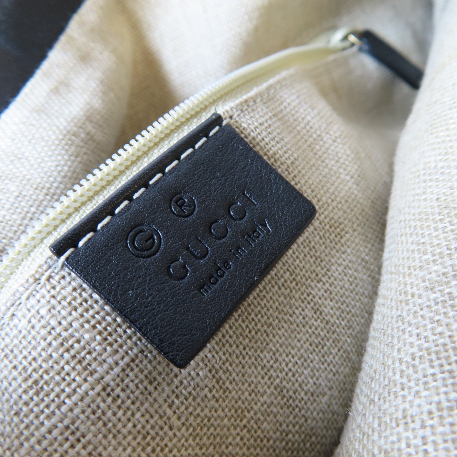 GUCCI 【激減優惠】牛皮皮革Large Bree Hobo金扣肩背袋黑色