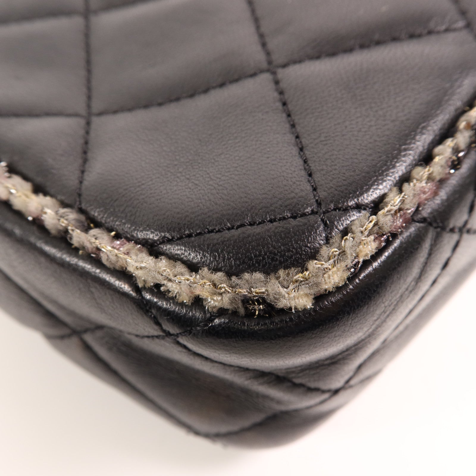 CHANEL 羊皮皮革Shoulder Bag金扣肩背袋