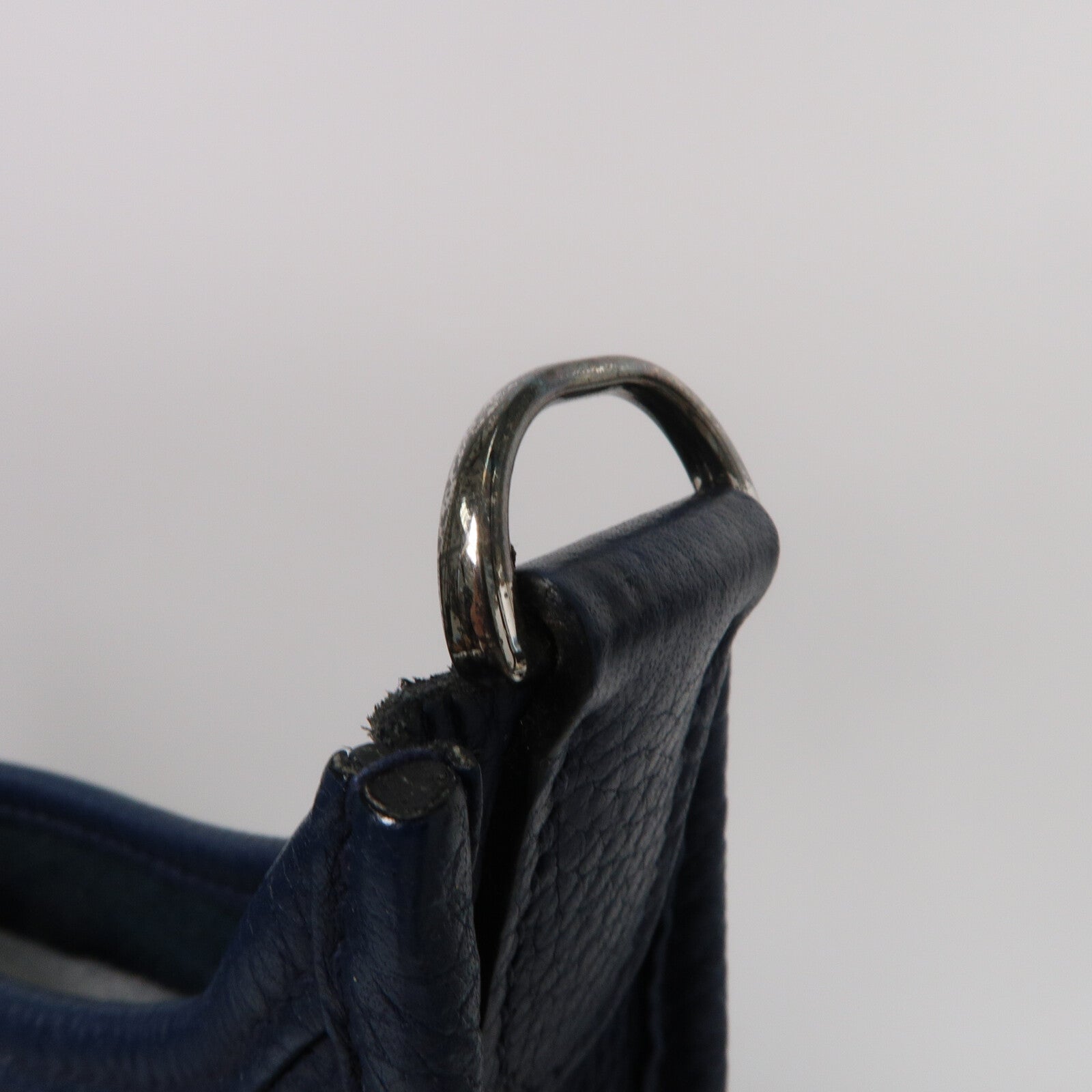 HERMES Clemence皮革Evelyne PM肩背袋Blue Indigo