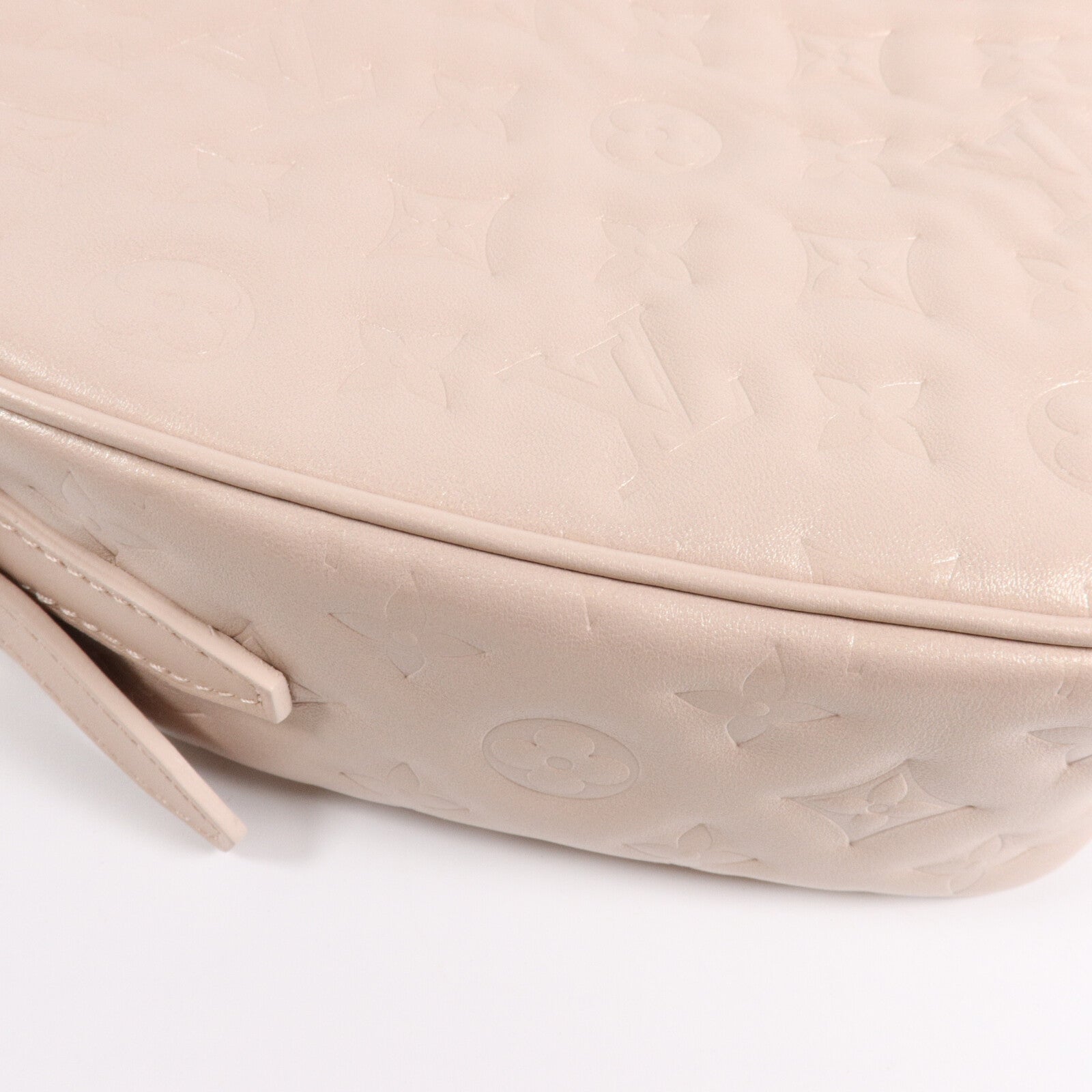LOUIS VUITTON 羊皮皮革Fall In Love Sac Coeur肩背袋