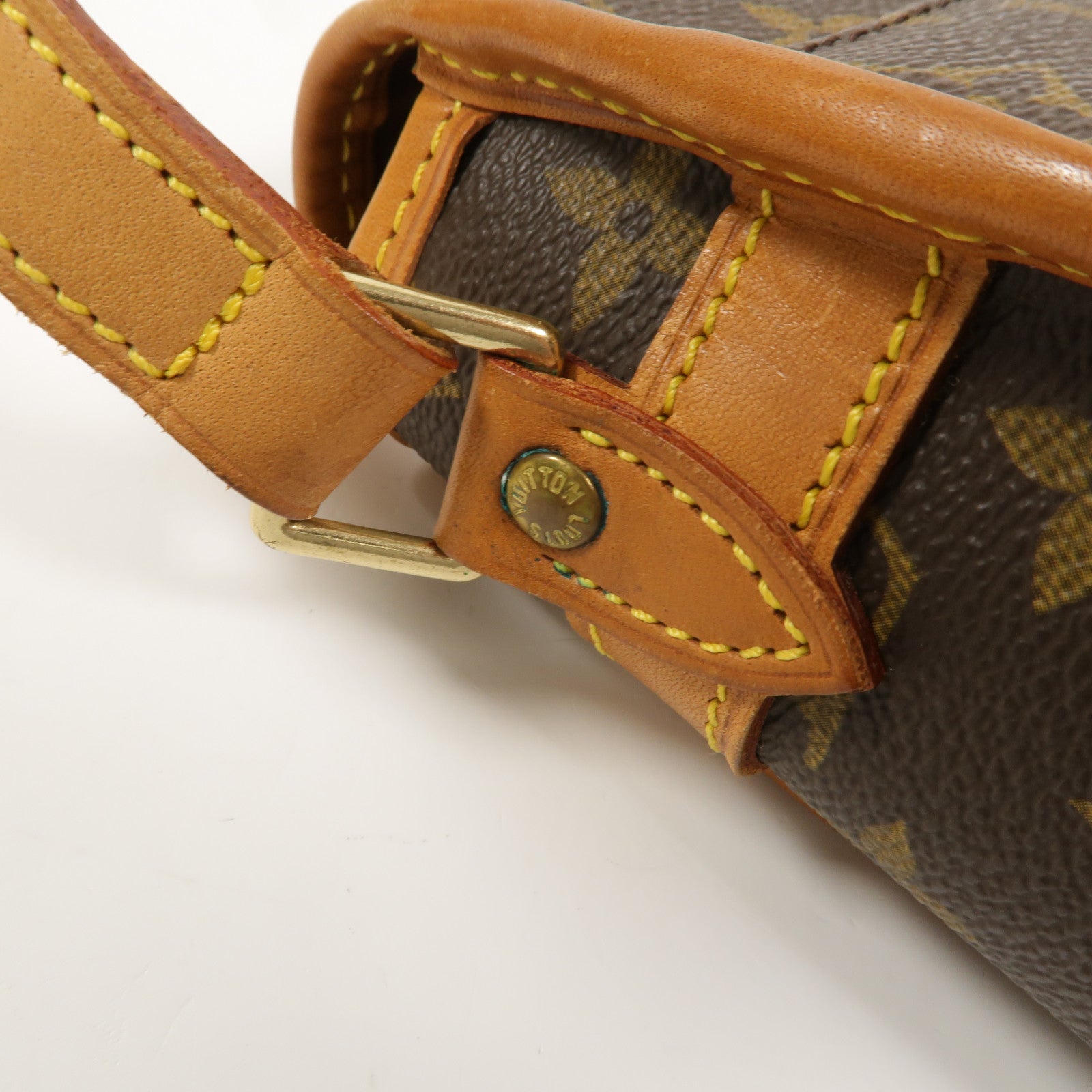 LOUIS VUITTON Monogram Sologne肩背袋