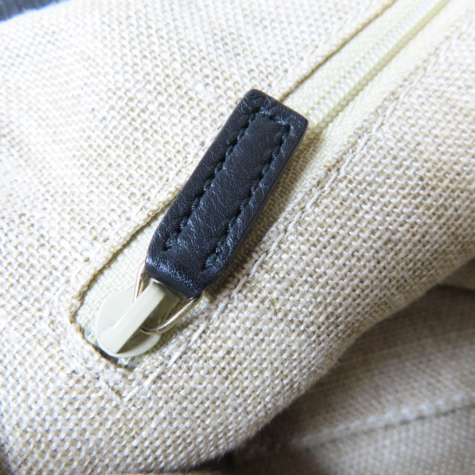 GUCCI 【激減優惠】牛皮皮革Large Bree Hobo金扣肩背袋黑色