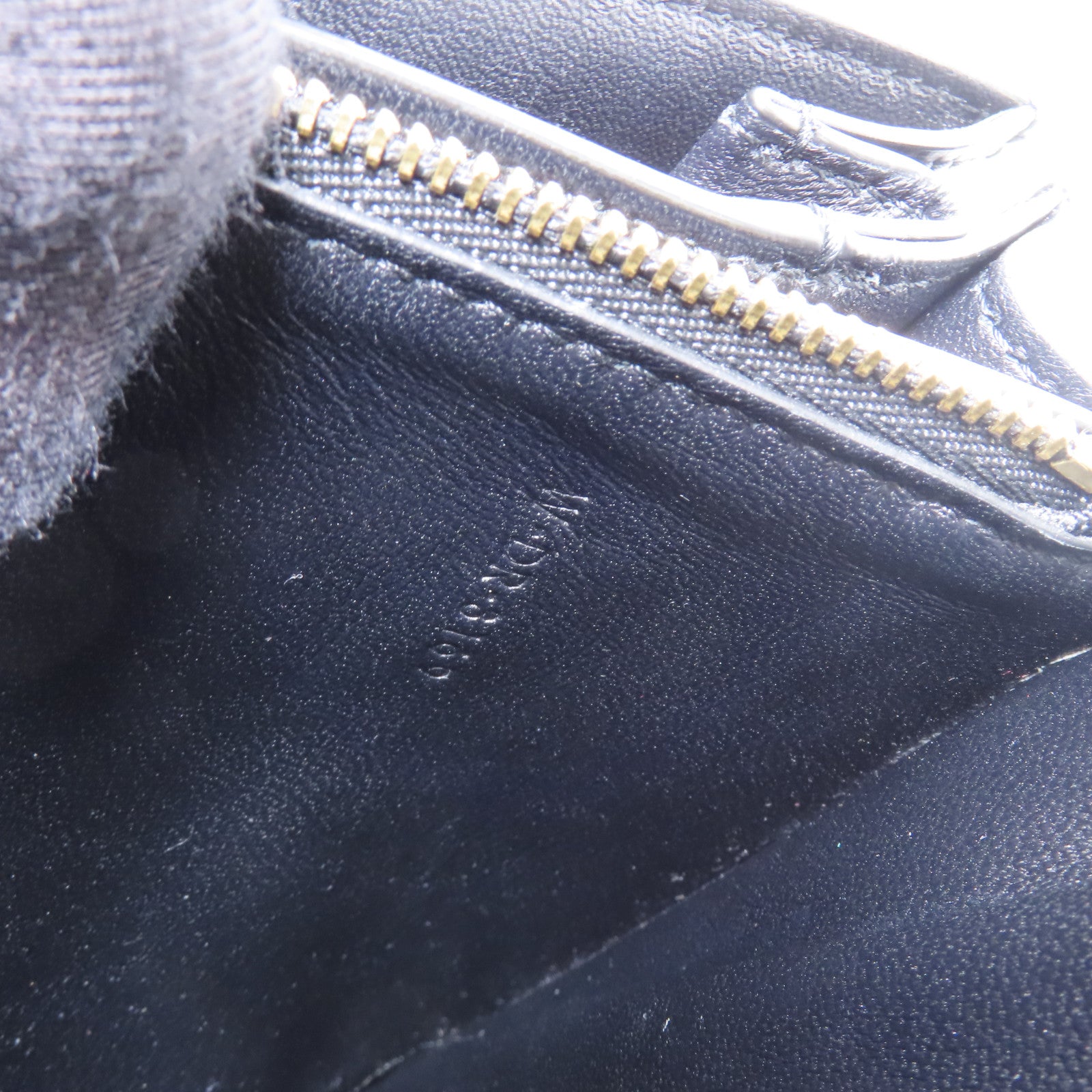 CELINE 牛皮皮革Shoulder Bag金扣肩背袋黑色