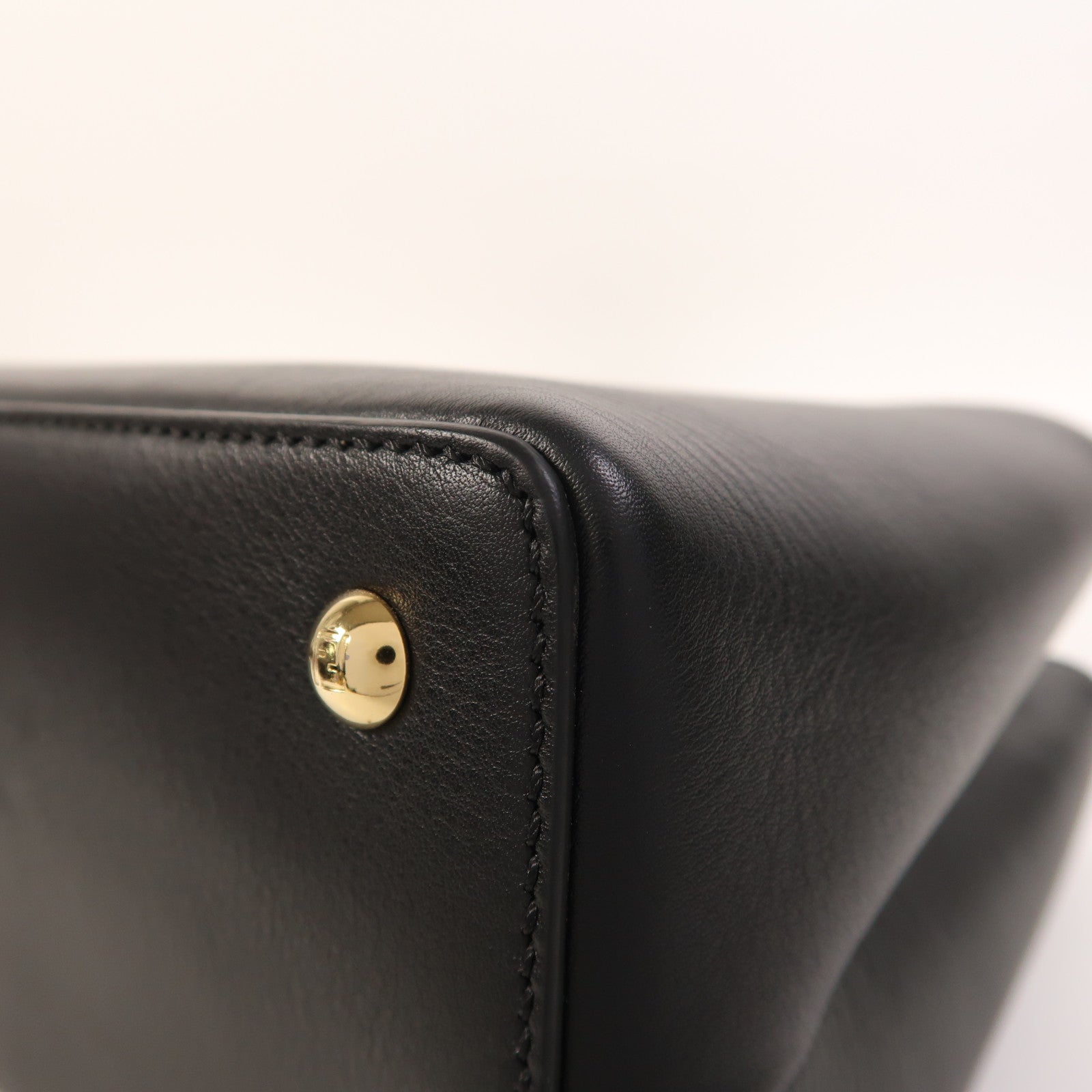 FENDI 牛皮皮革Petite 2 Jours金扣手挽肩背兩用袋