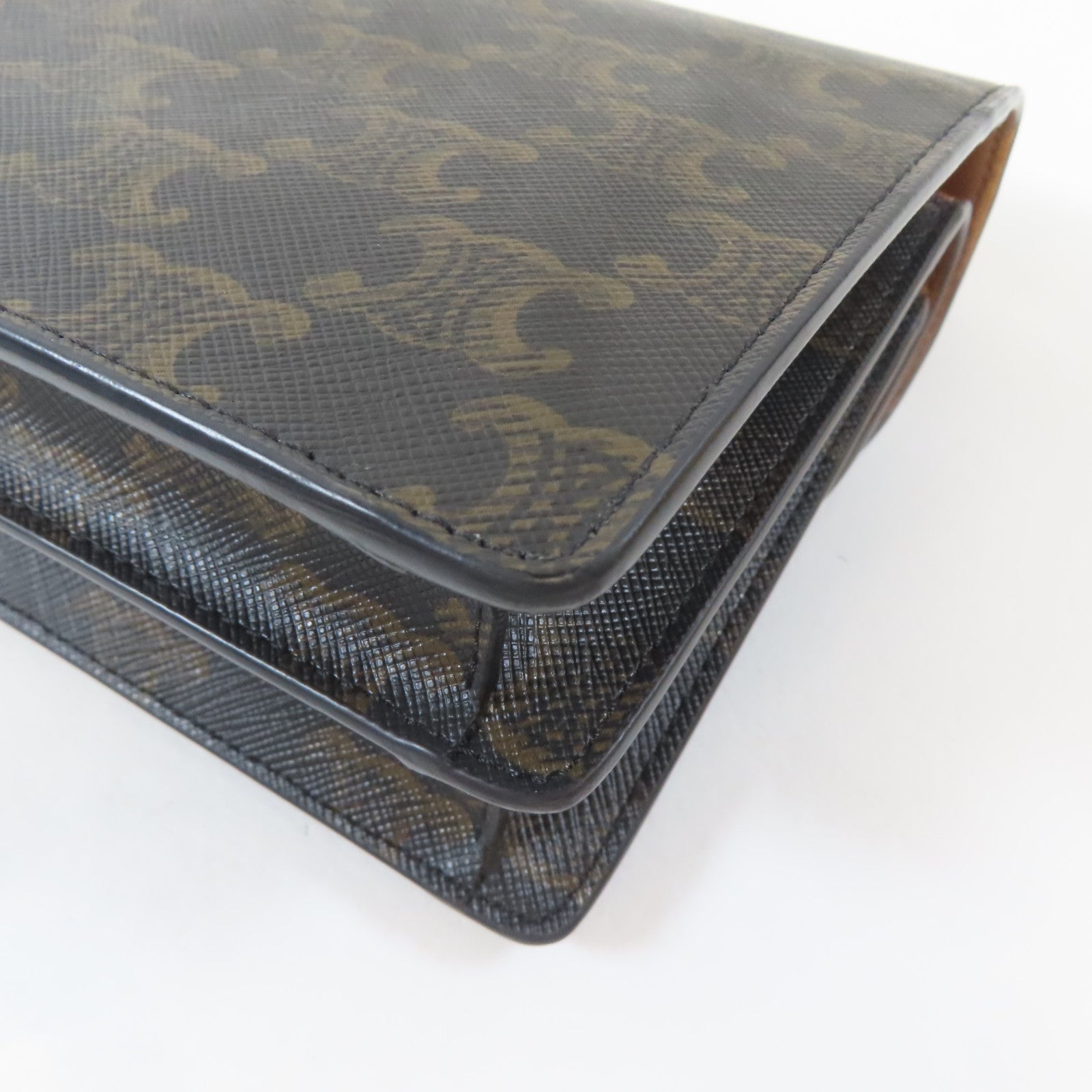 CELINE 塗層帆布Wallet On Strap金扣肩背袋啡色