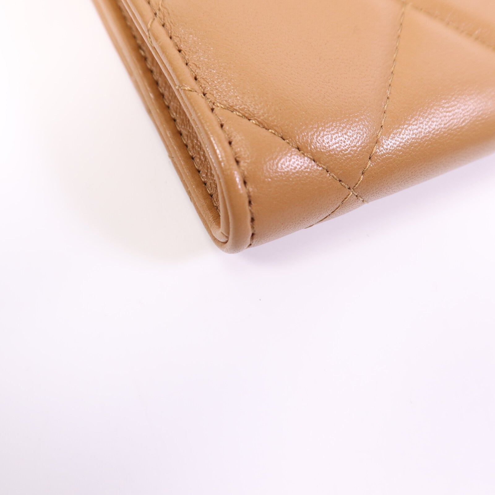 CHANEL 羊皮皮革CHANEL 19 Phone Bag金扣鏈帶手挽肩背兩用袋