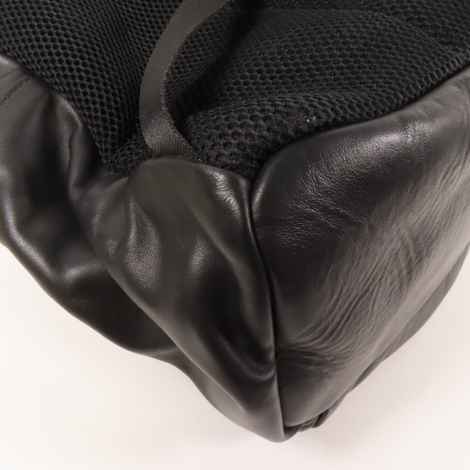 FENDI 牛皮皮革Backpack銀扣背包