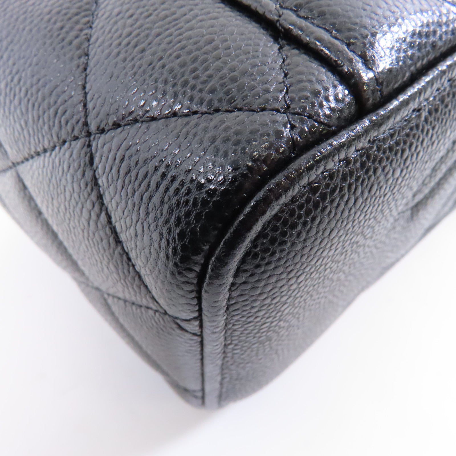 CHANEL 菱格Caviar皮革Vanity Case金扣鏈帶肩背袋黑色