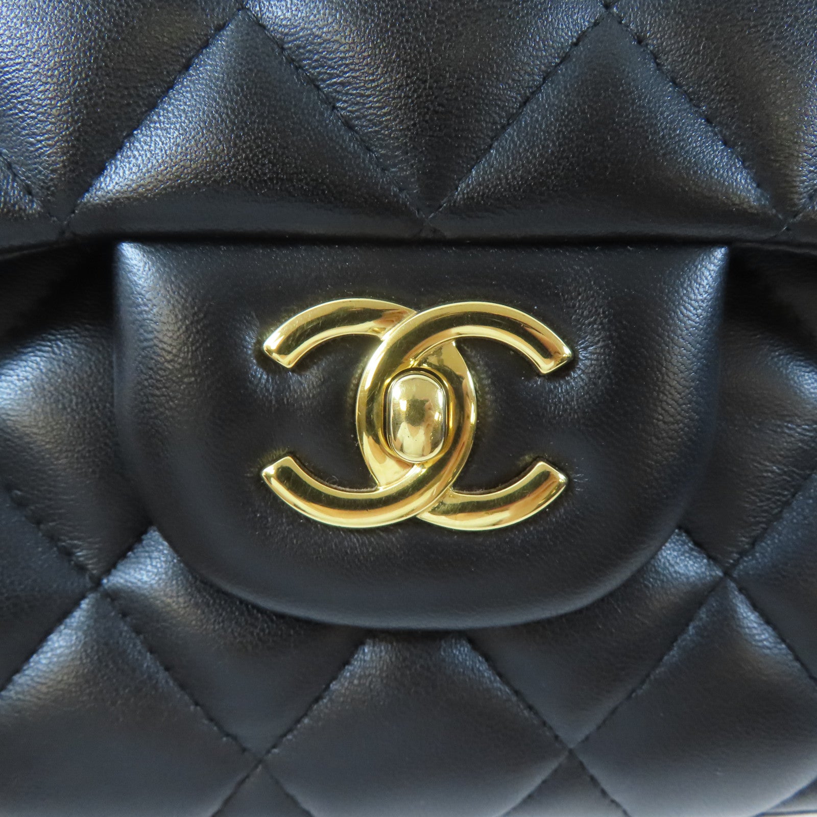 CHANEL 【激減優惠】菱格羊皮皮革Classic Jumbo金扣鏈帶肩背袋黑色