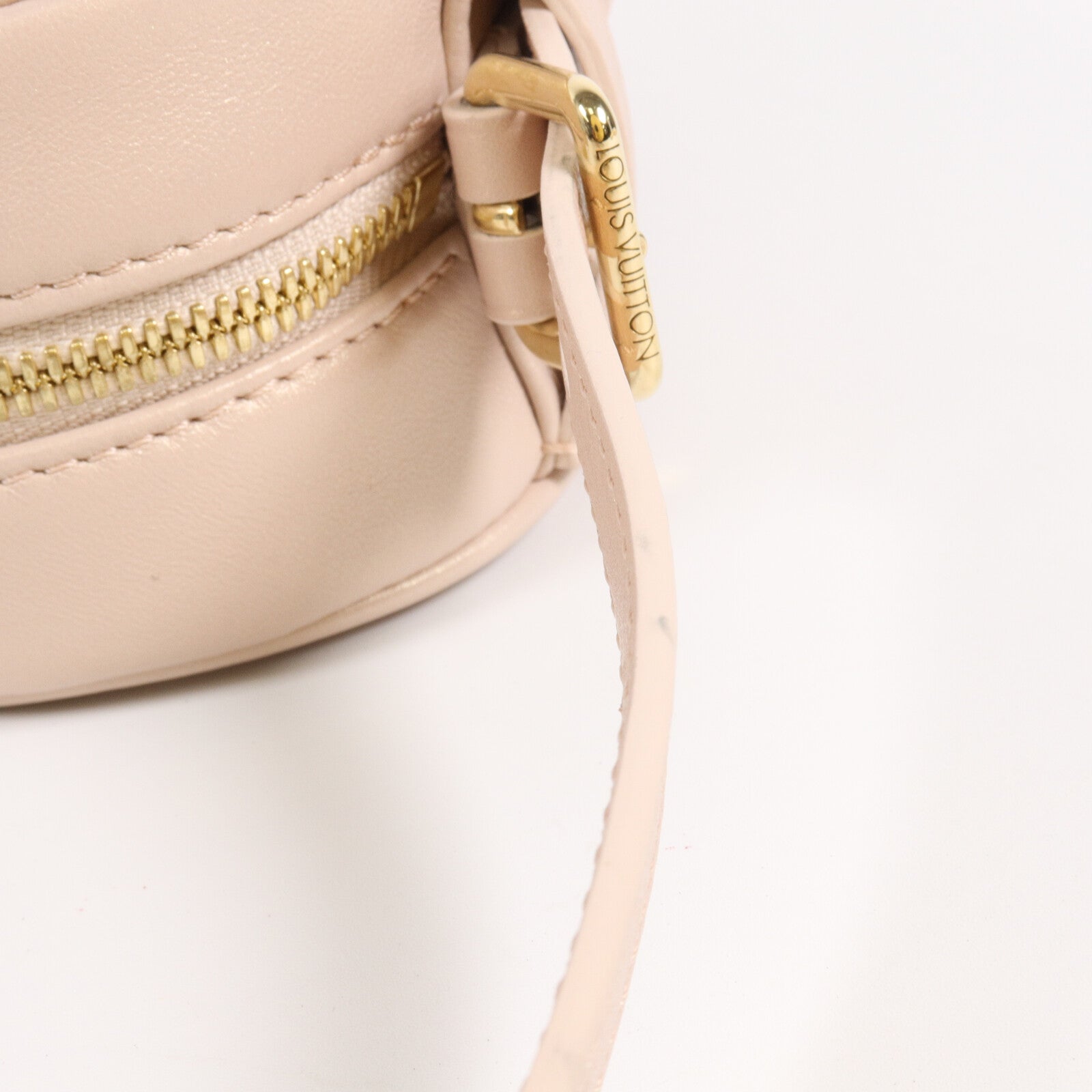 LOUIS VUITTON 羊皮皮革Fall In Love Sac Coeur肩背袋
