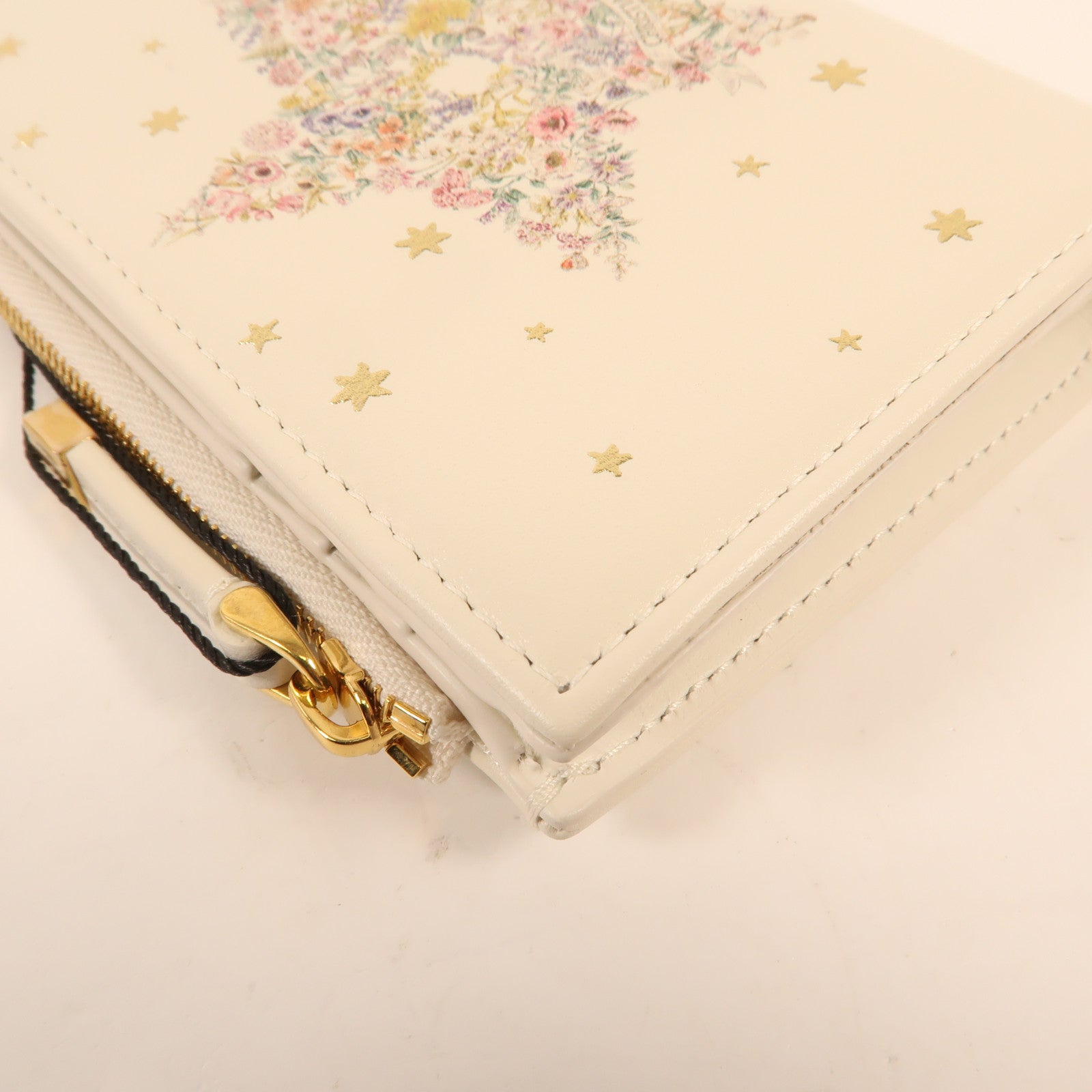 Dior 牛皮皮革Lucky Dahlia金扣錢包