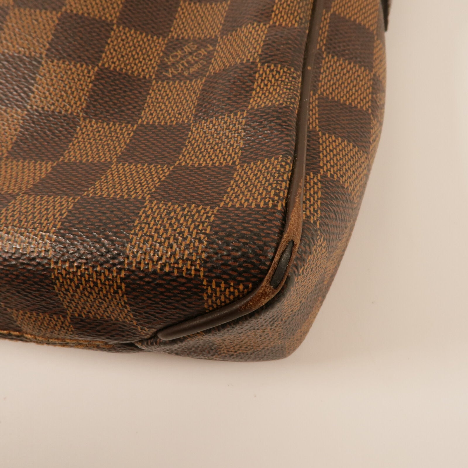 LOUIS VUITTON Damier District PM肩背袋