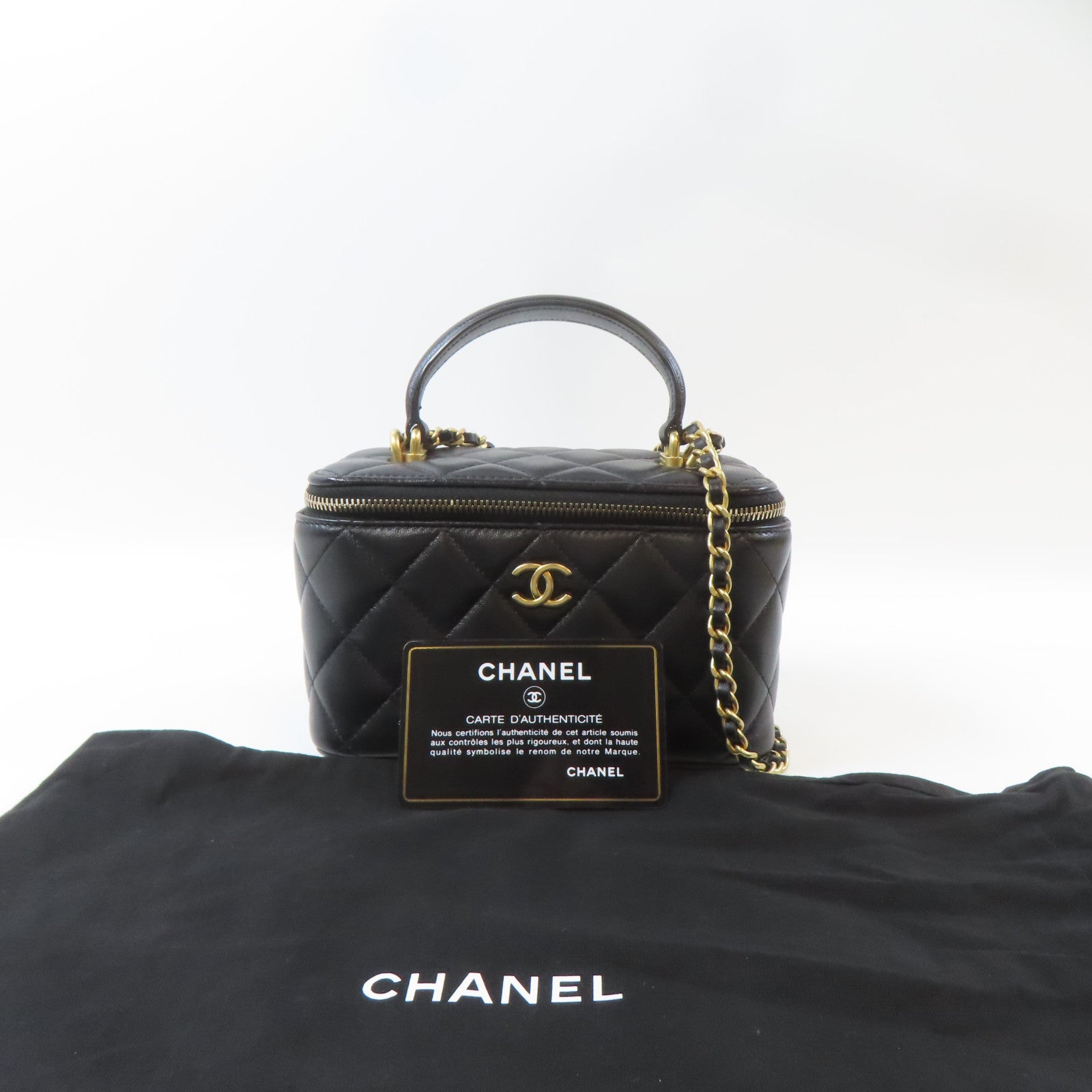 CHANEL 【激減優惠】菱格羊皮皮革Vanity Case金扣鏈帶肩背袋黑色