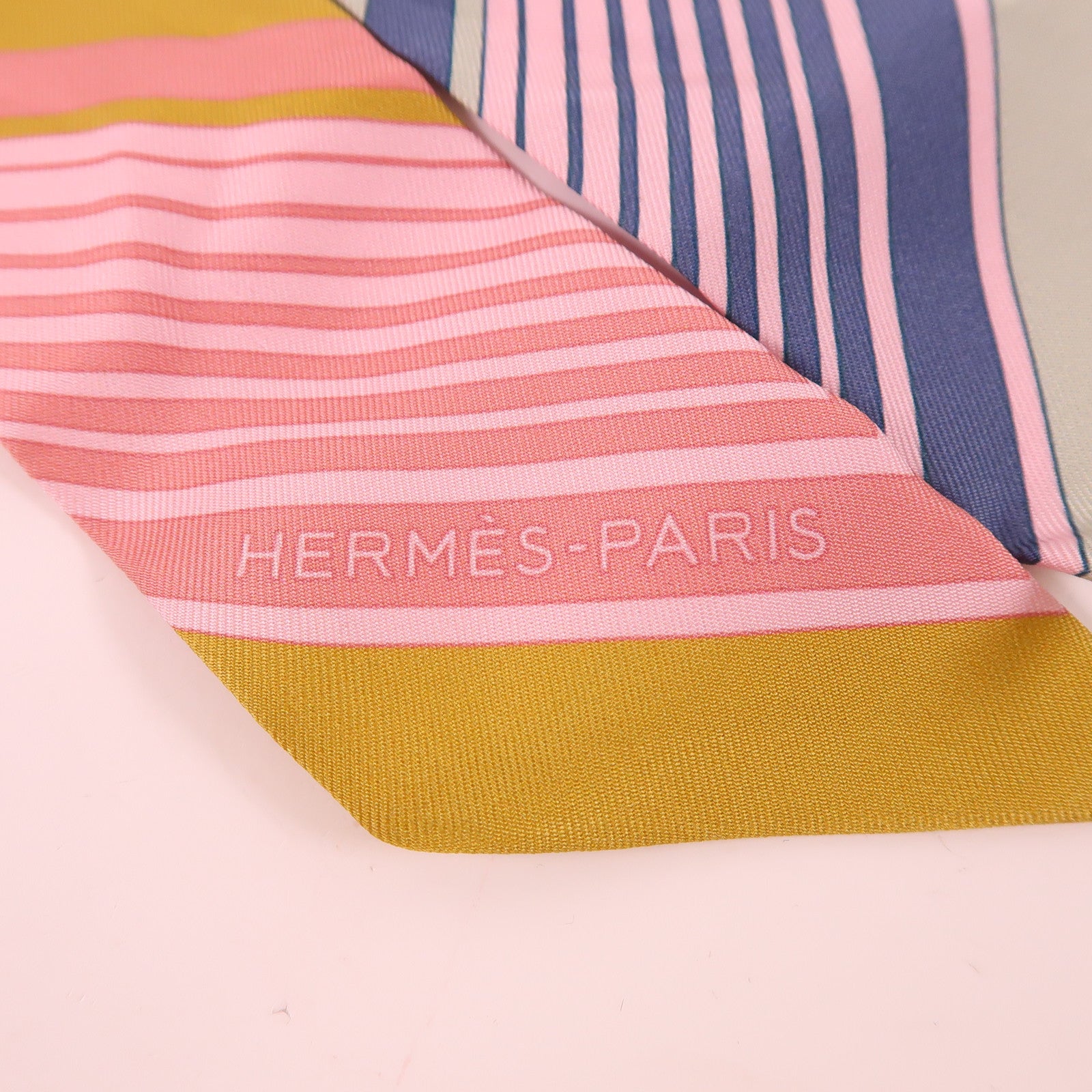 HERMES 絲質Twilly絲巾