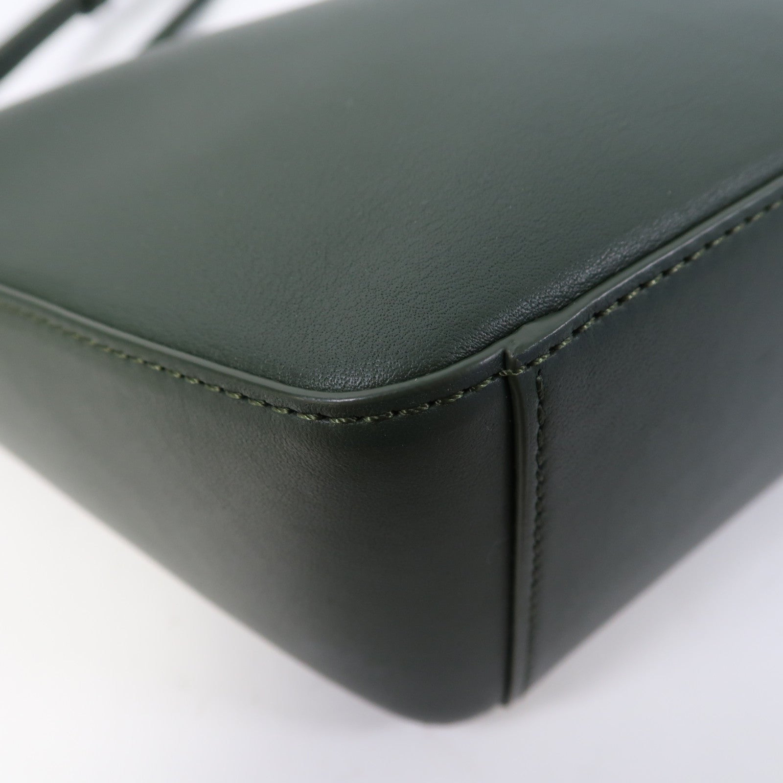 LOEWE 牛皮皮革Mini Hammock Hobo金扣肩背袋綠色