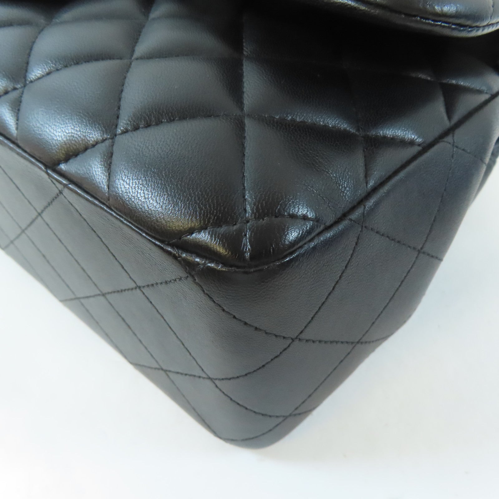 CHANEL 【激減優惠】菱格羊皮皮革Classic Jumbo金扣鏈帶肩背袋黑色
