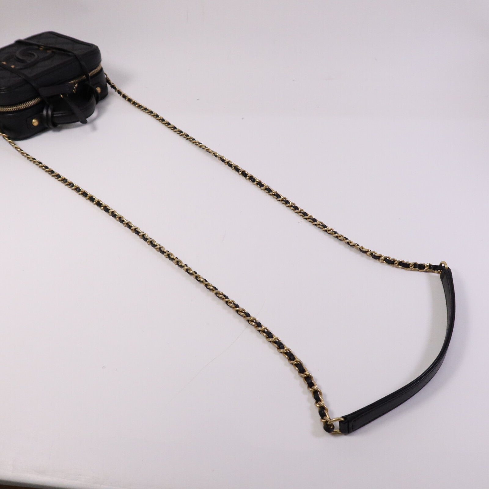 CHANEL 牛皮皮革Vanity Case Bag金扣手挽肩背兩用袋