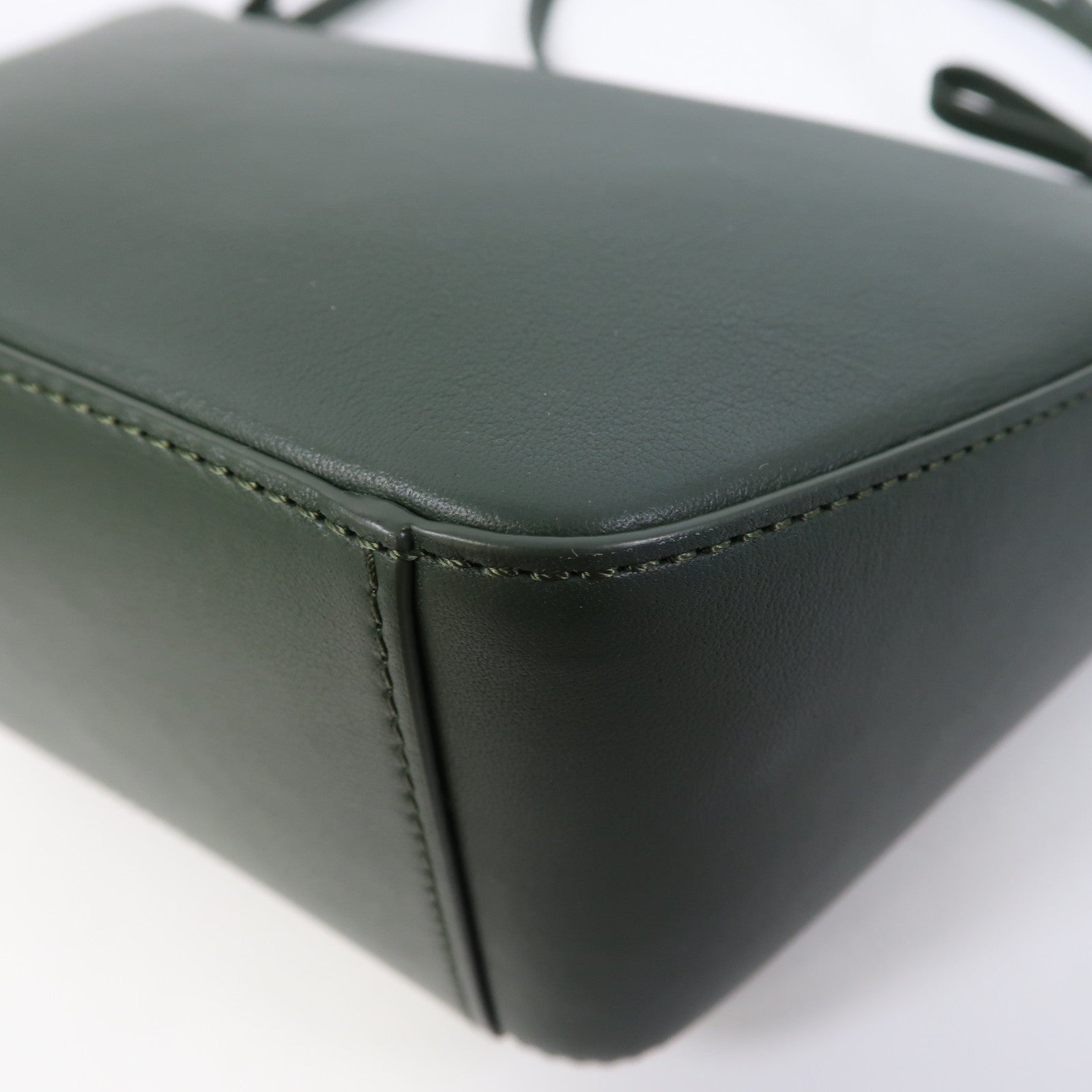 LOEWE 牛皮皮革Mini Hammock Hobo金扣肩背袋綠色