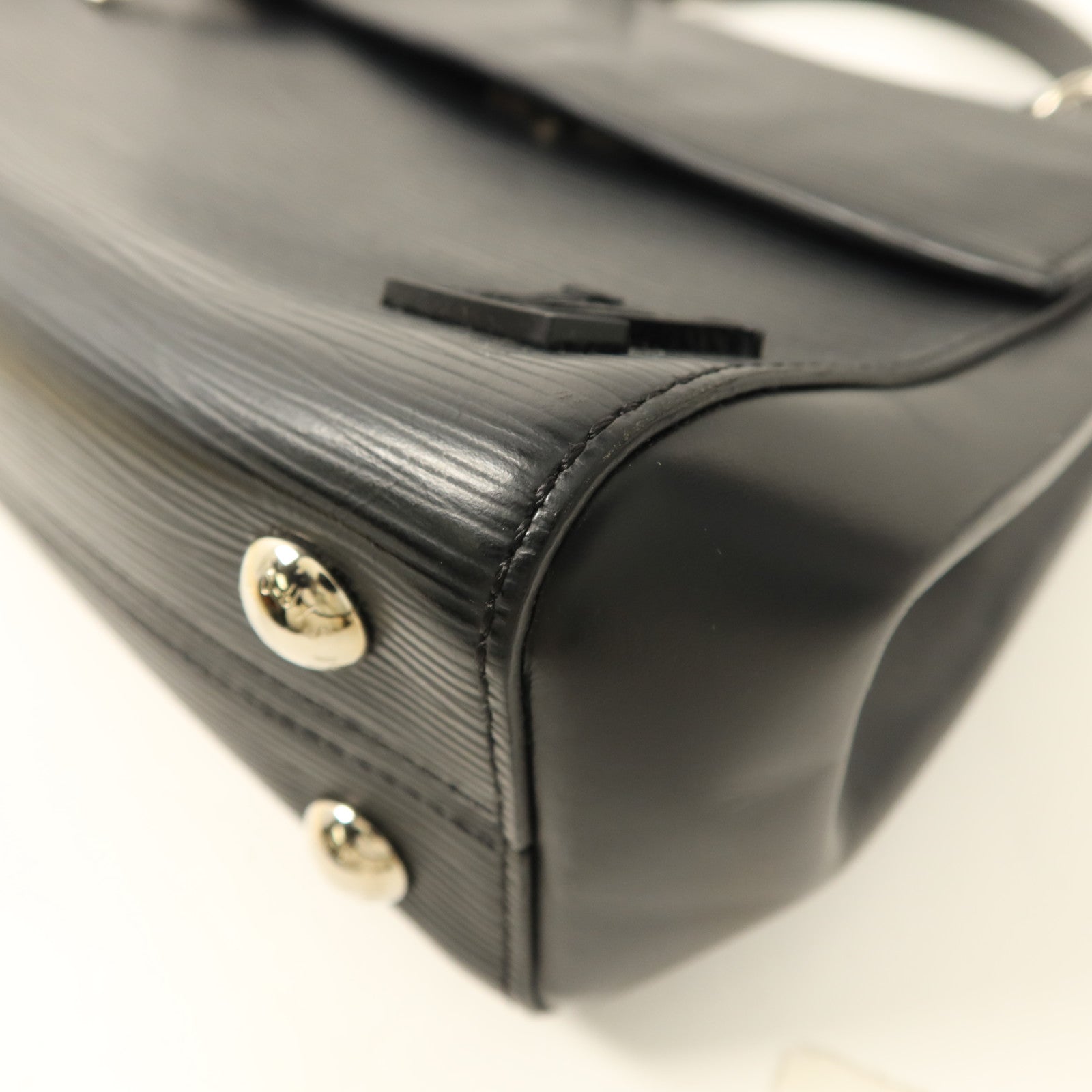 LOUIS VUITTON Epi Cluny BB銀扣手挽肩背兩用袋