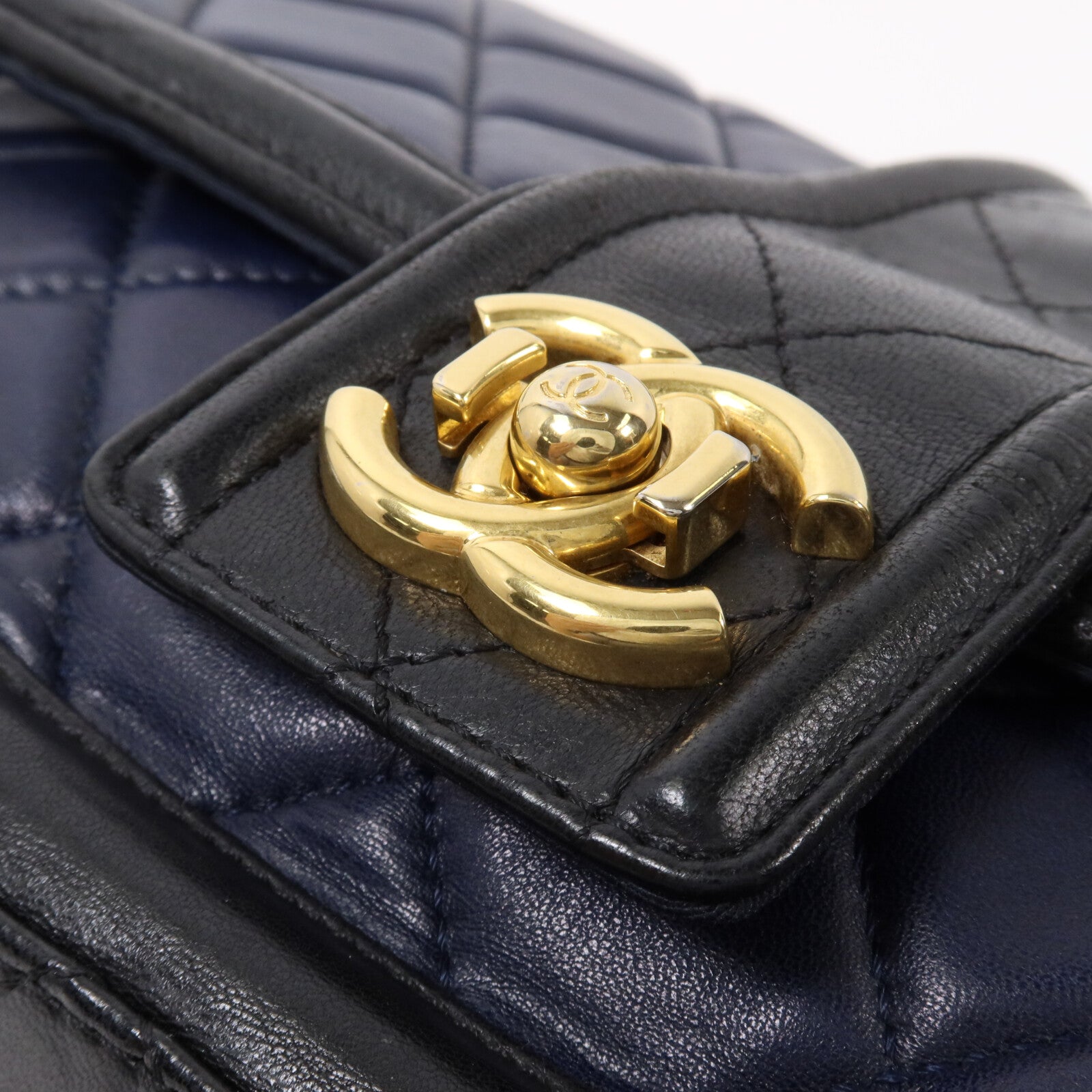 CHANEL 羊皮皮革Elegant CC Flap Bag鏈帶肩背袋