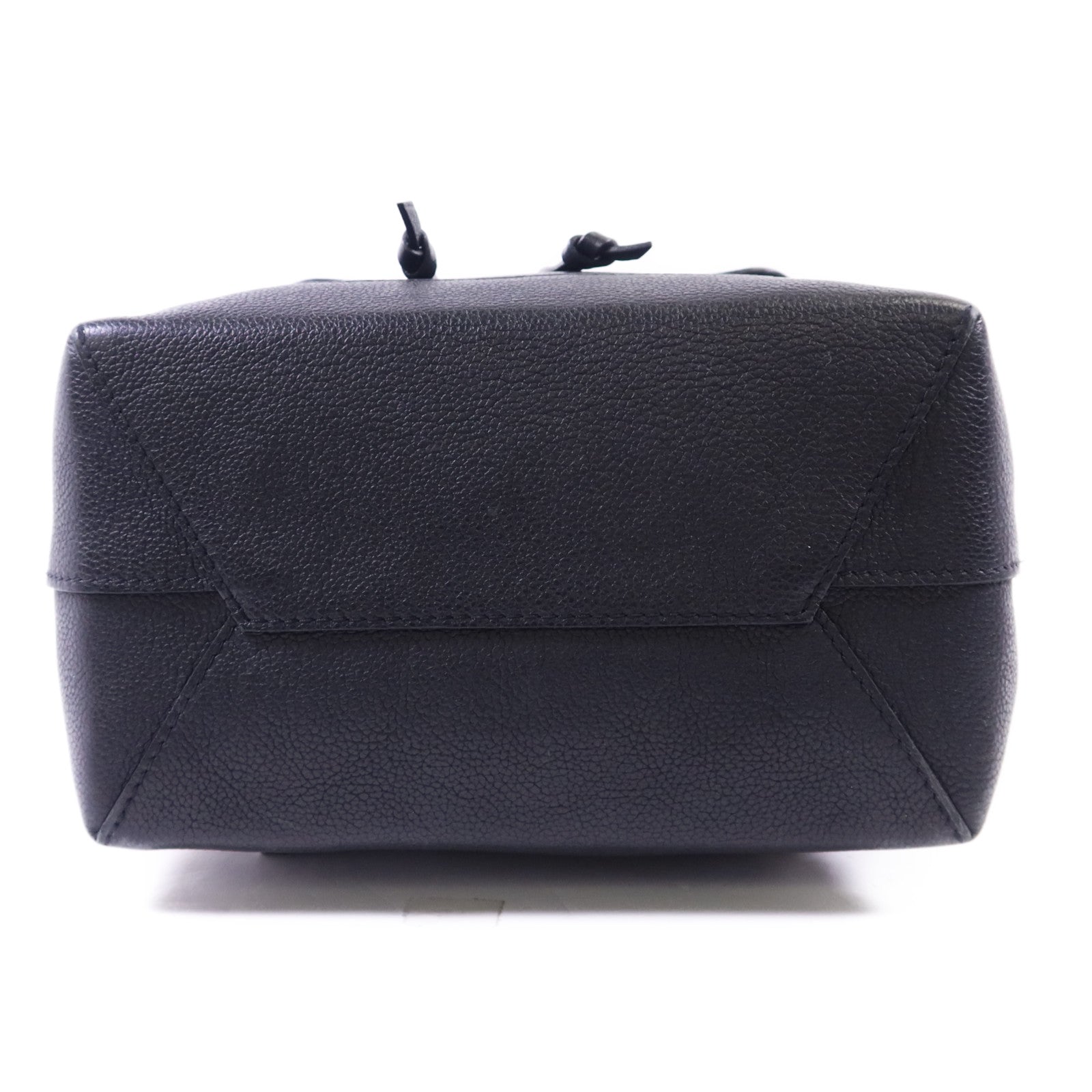 LOUIS VUITTON 【激減優惠】牛皮皮革Lock Me Backpack銀扣背包
