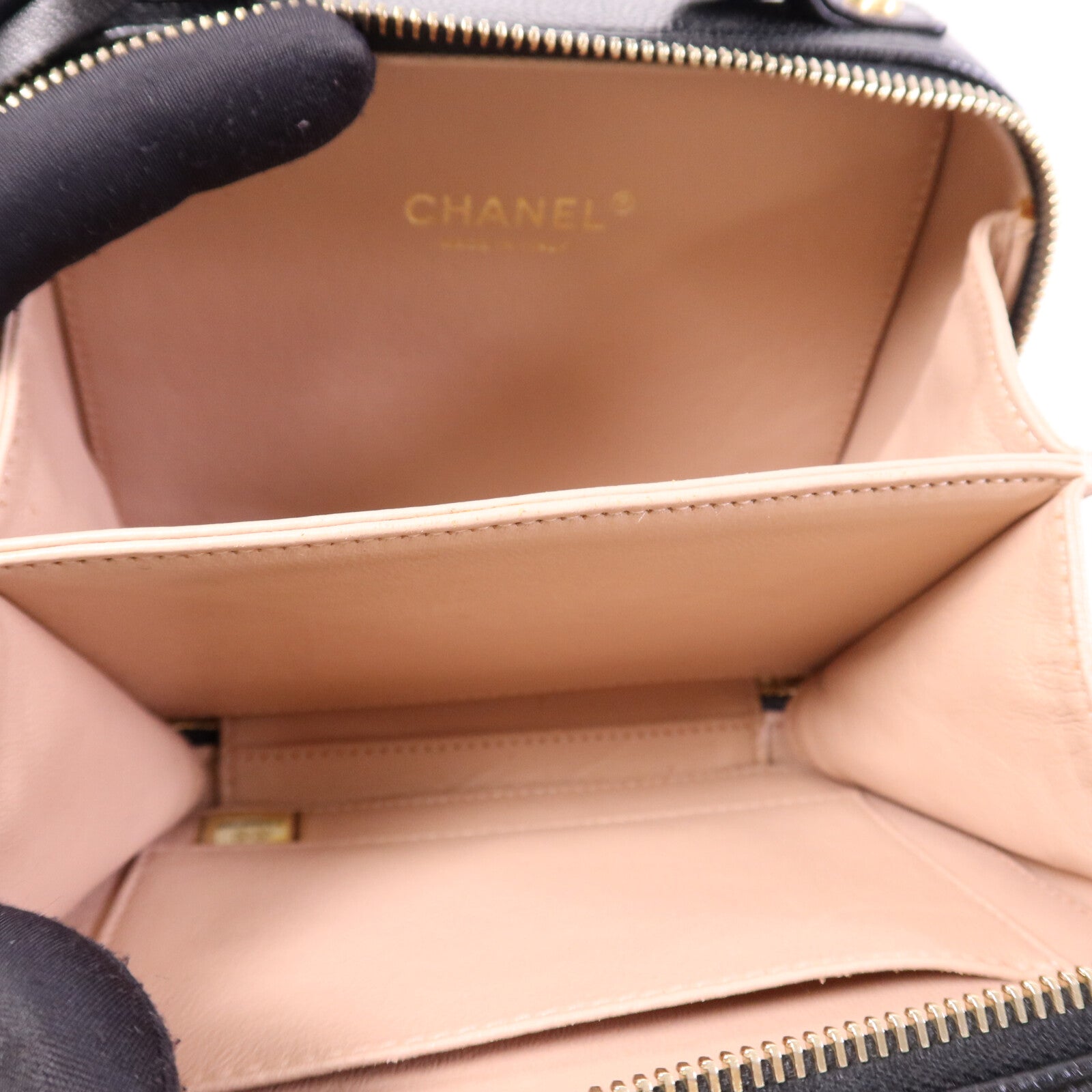 CHANEL 牛皮皮革Vanity Case Bag金扣手挽肩背兩用袋
