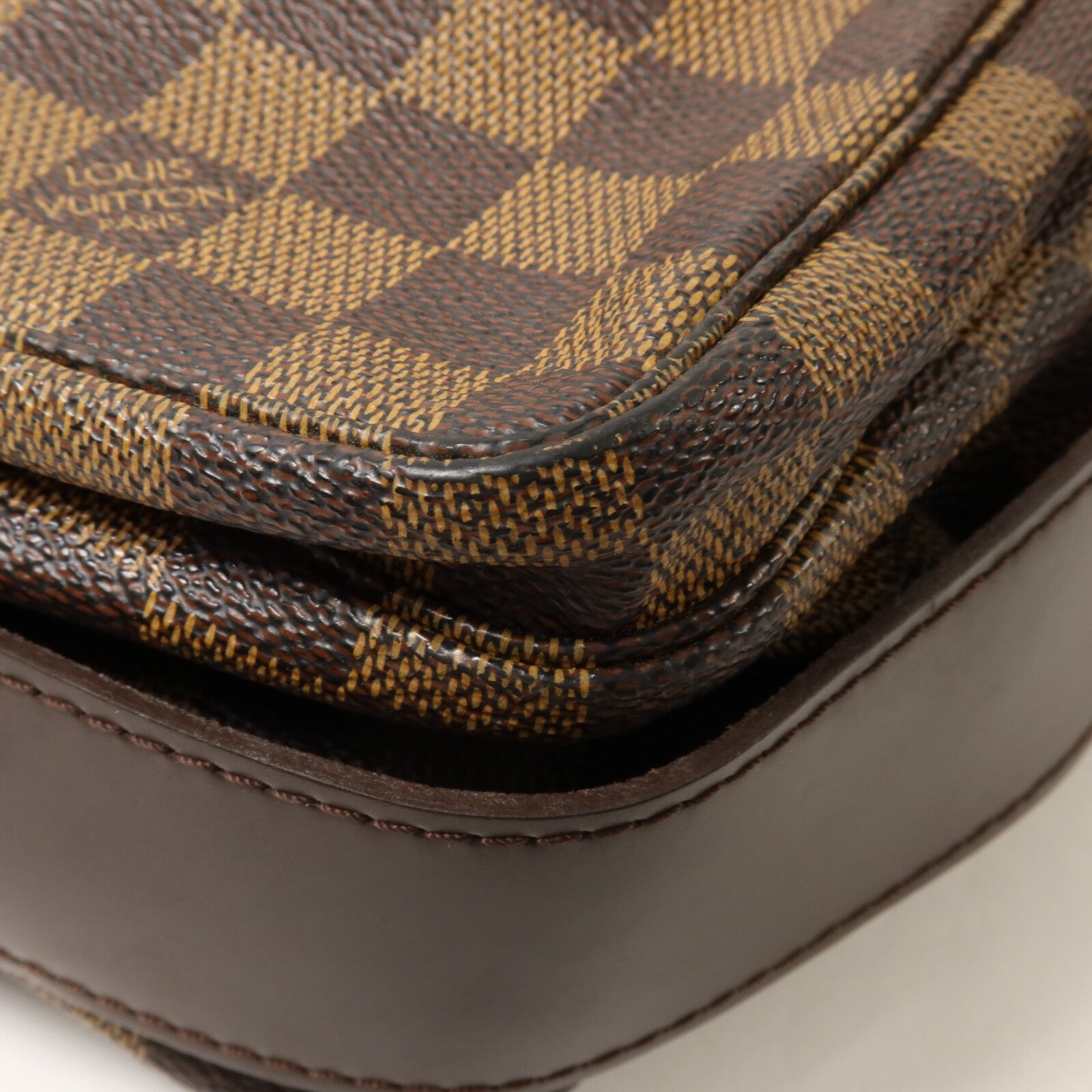 LOUIS VUITTON Damier Naviglio肩背袋