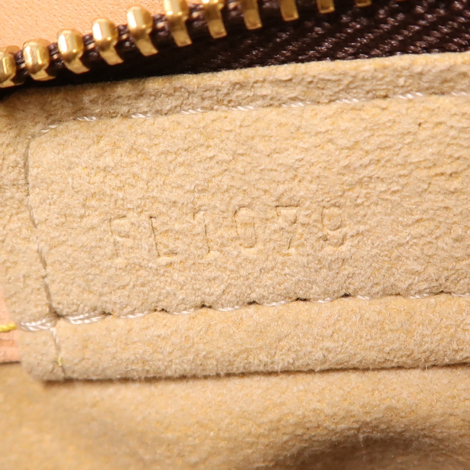 LOUIS VUITTON Monogram Boetie PM金扣手挽袋