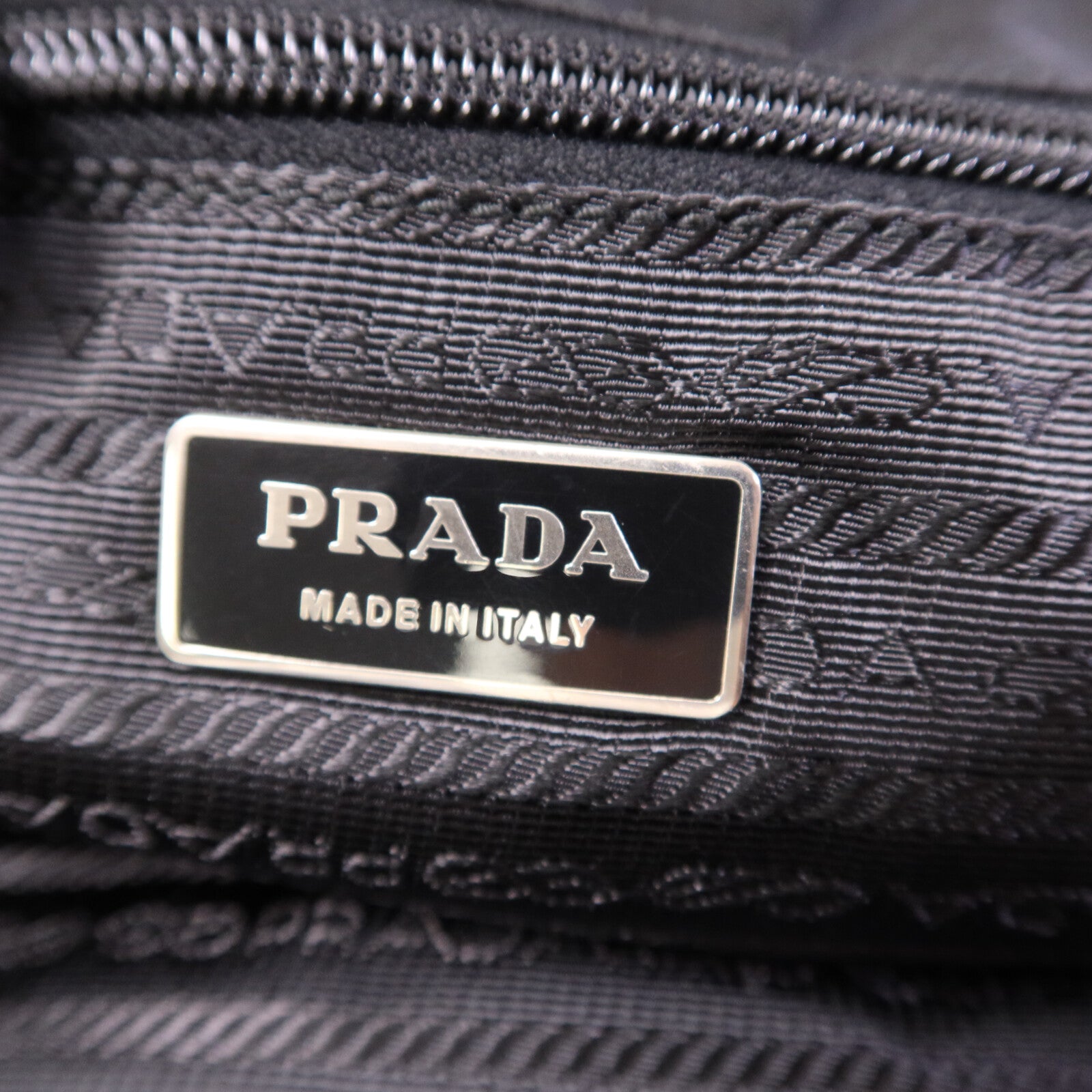PRADA 尼龍Shoulder Bag銀扣手挽肩背兩用袋