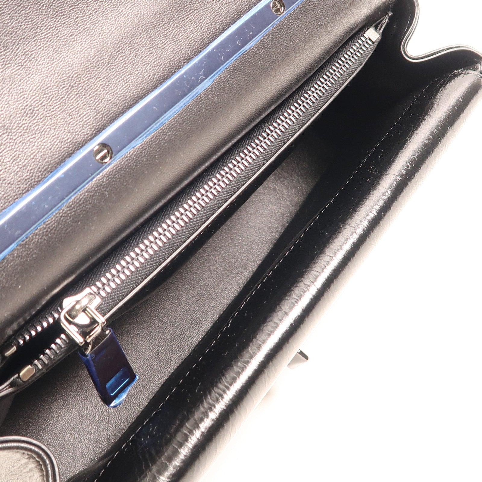 Valentino 牛皮皮革Small Vlogo Shoulder Bag肩背袋