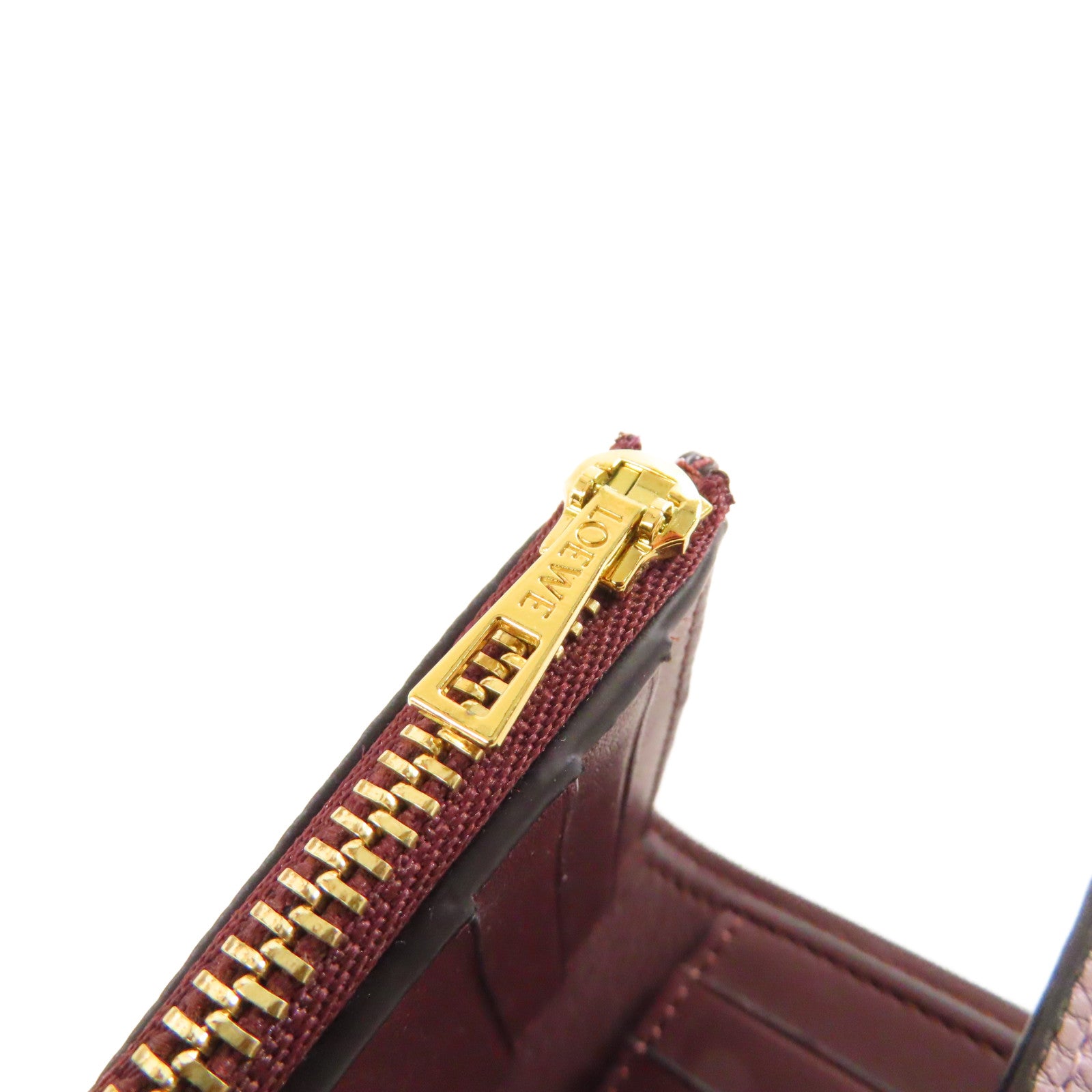 LOEWE 牛皮皮革Vertical Small wallet金扣短錢包紫色