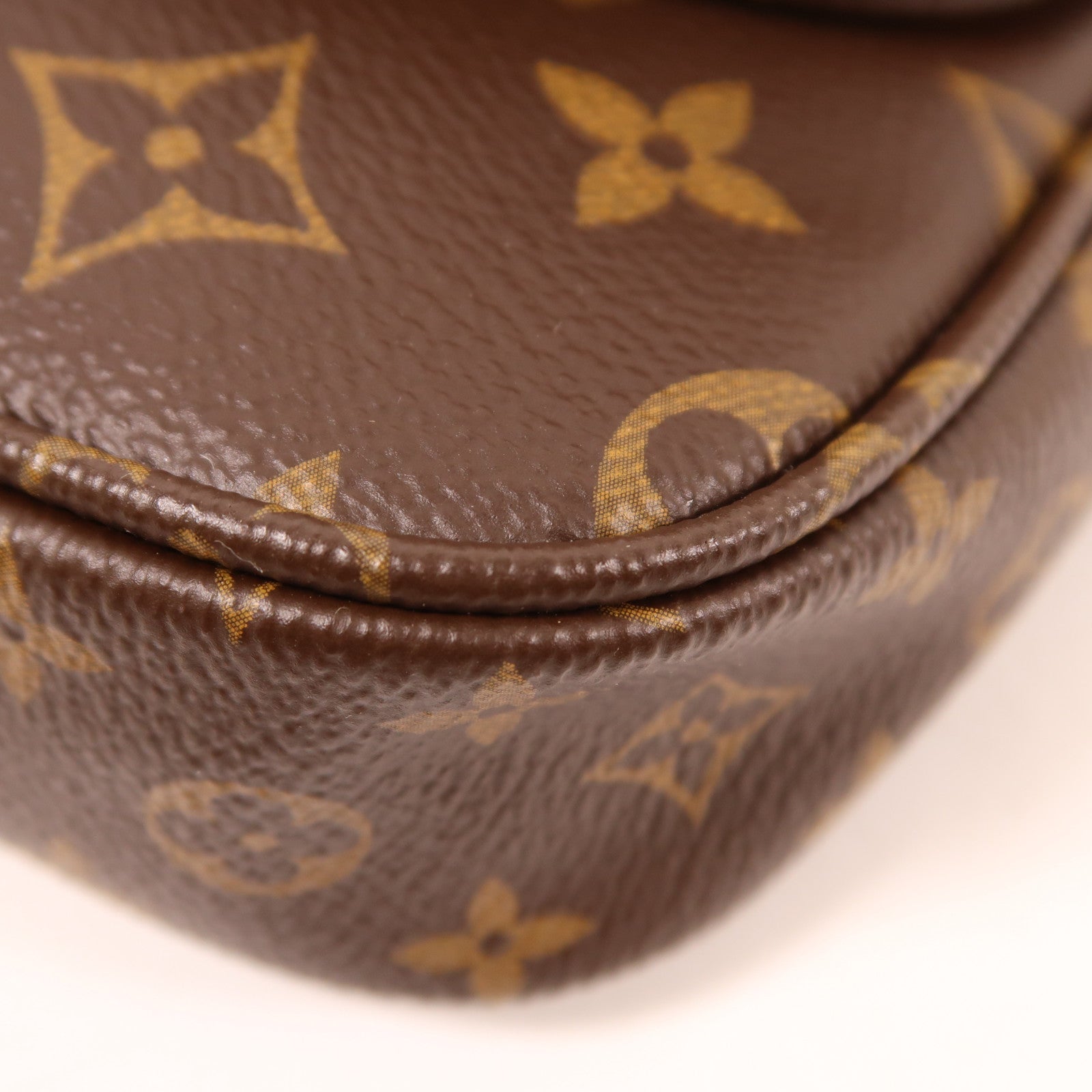 LOUIS VUITTON Monogram Multi Pochette Accessoires金扣肩背袋棕色