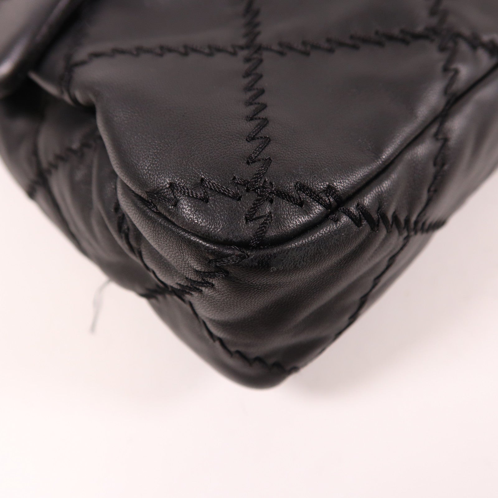 CHANEL 皮革Chain Shoulder銀扣鏈帶肩背袋黑色