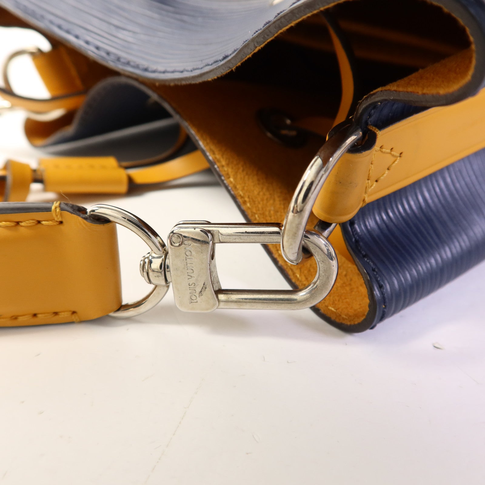 LOUIS VUITTON Epi Neo Noe BB銀扣手挽肩背兩用袋深藍色