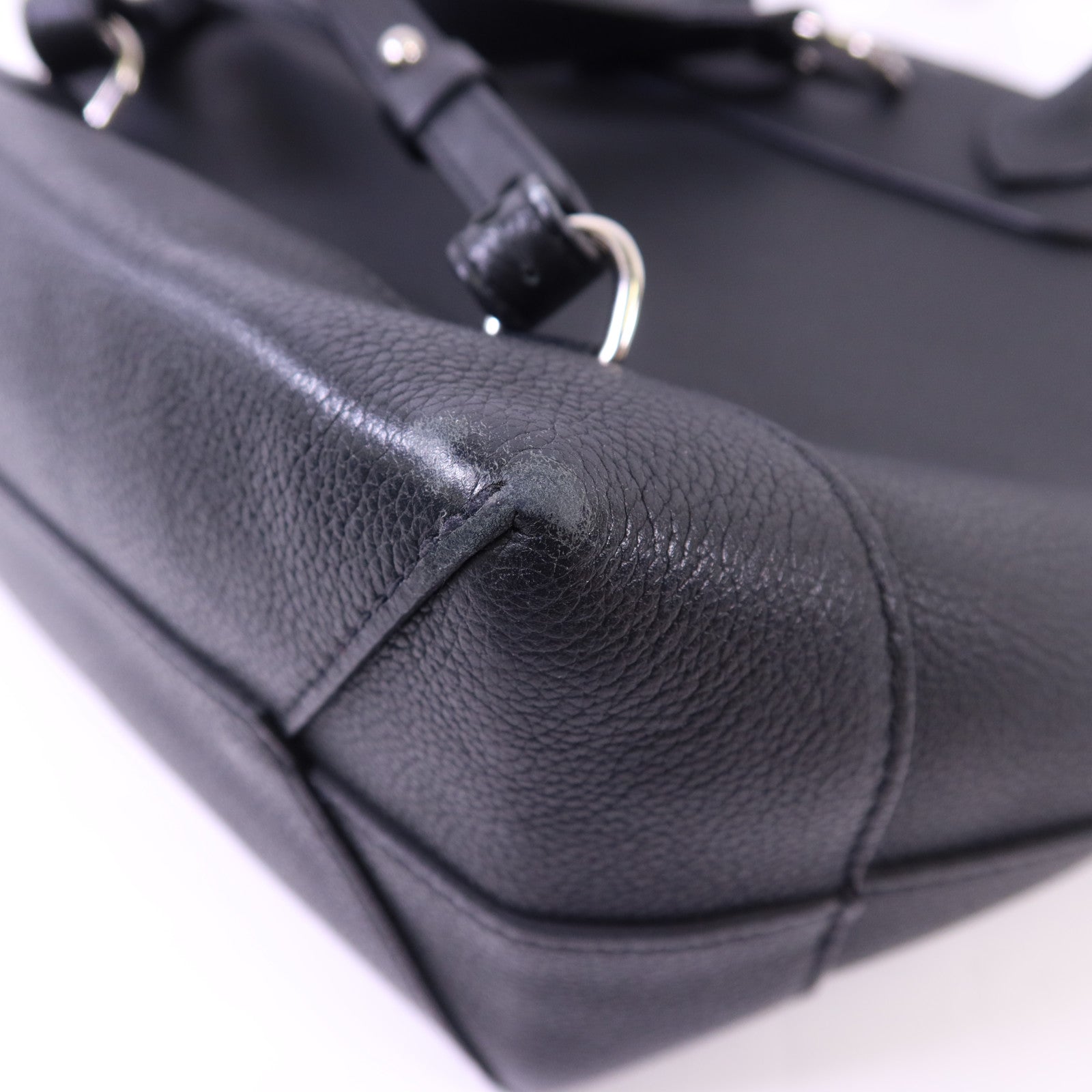 LOUIS VUITTON 【激減優惠】牛皮皮革Lock Me Backpack銀扣背包