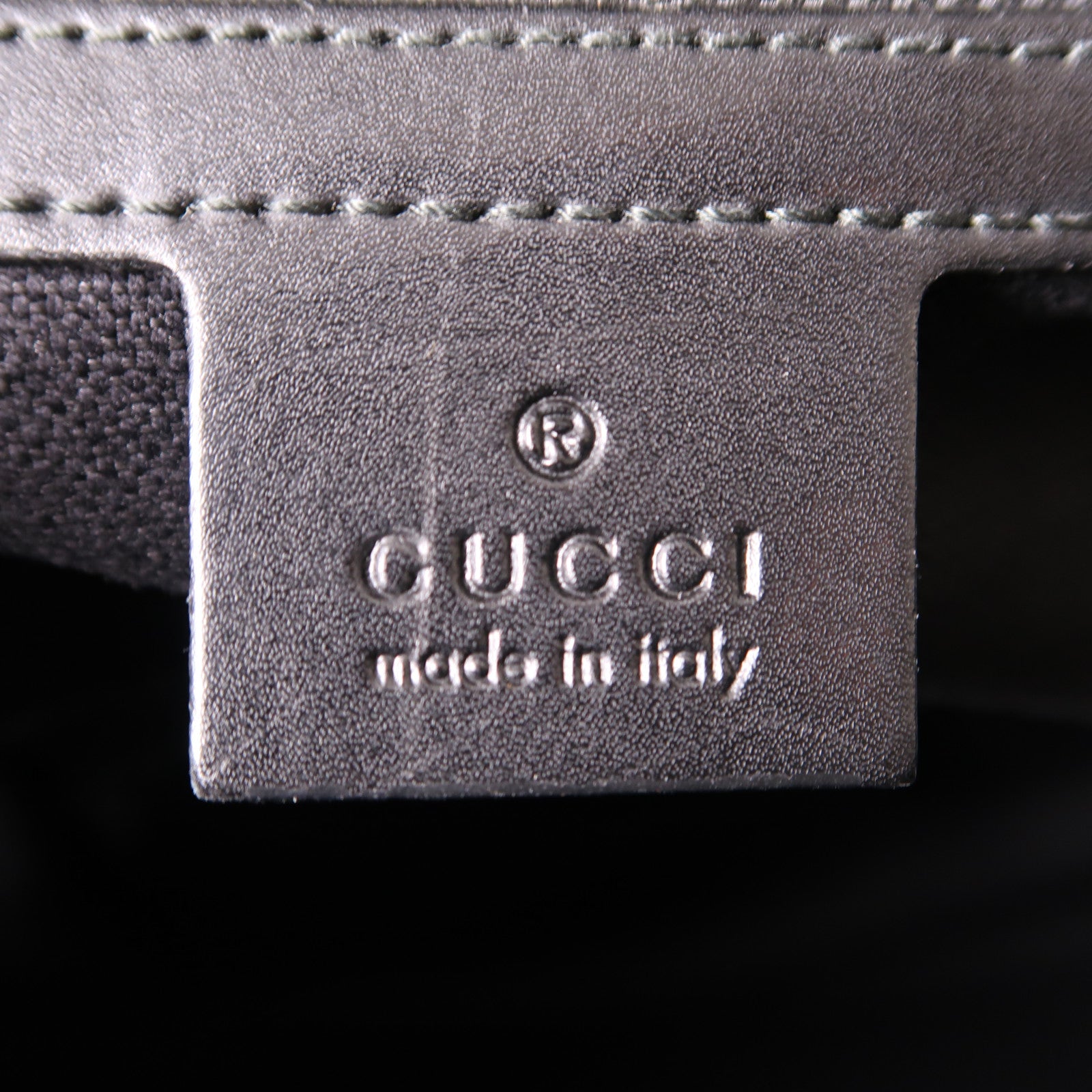 GUCCI 塗層帆布Backpack銀扣背包