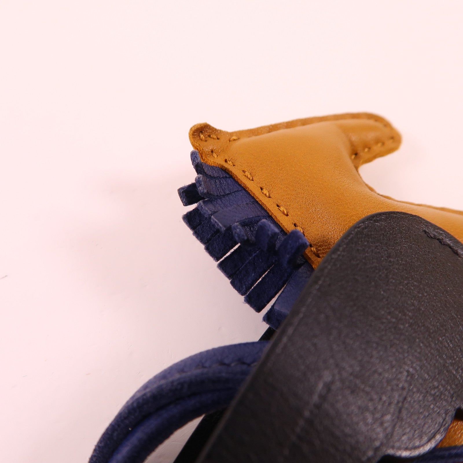 HERMES 【激減優惠】Swift/Milo皮革Rodeo Pegase PM掛飾Sesame