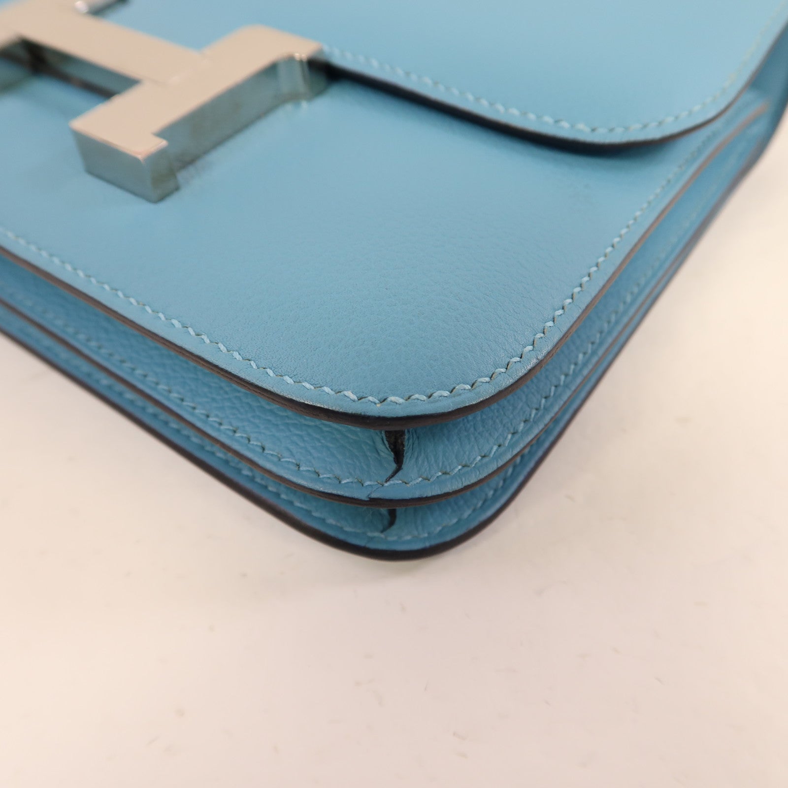 HERMES 【激減優惠】Evercolor皮革Constance Mini銀扣肩背袋藍色