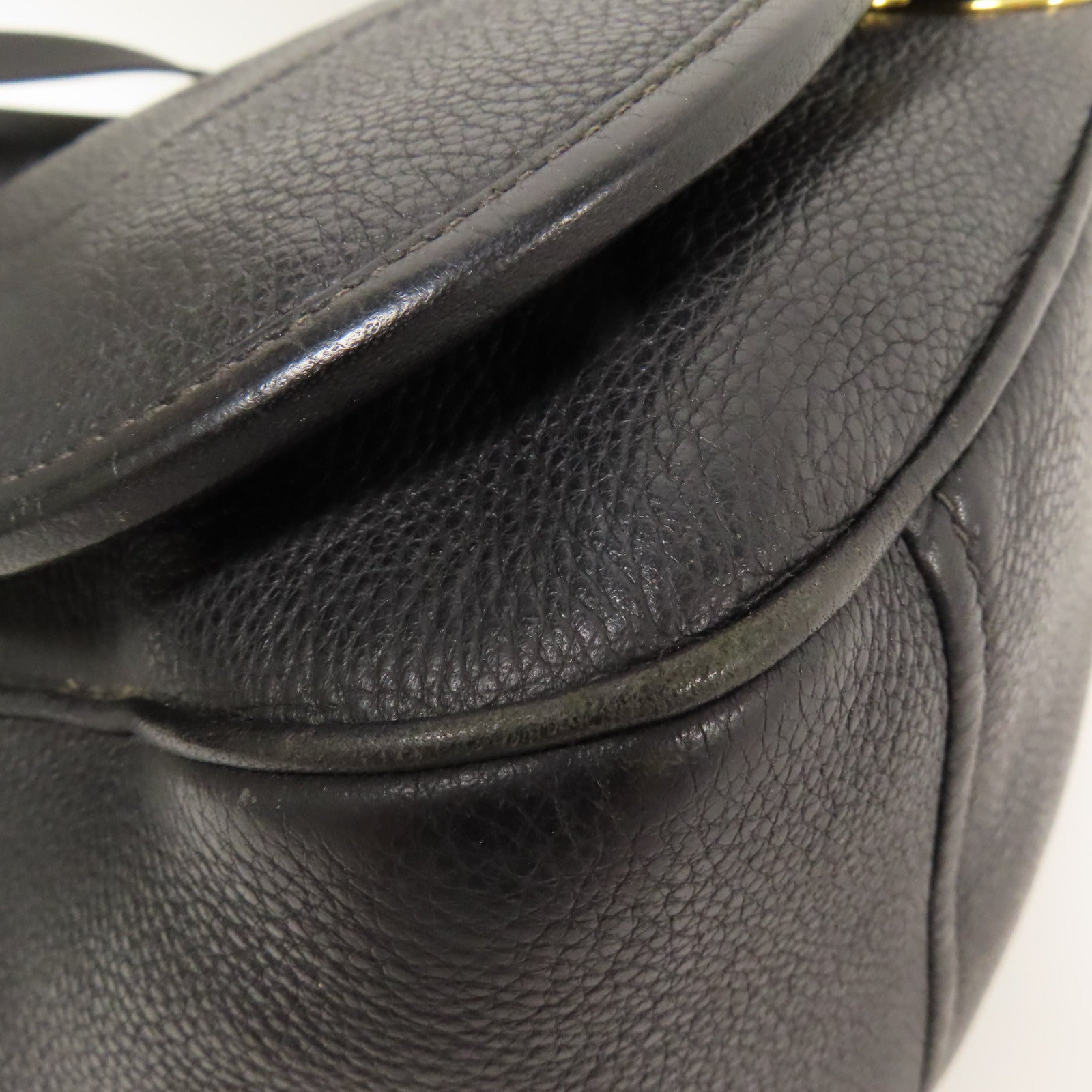 PRADA 牛皮皮革Shoulder Bag 金扣肩背袋