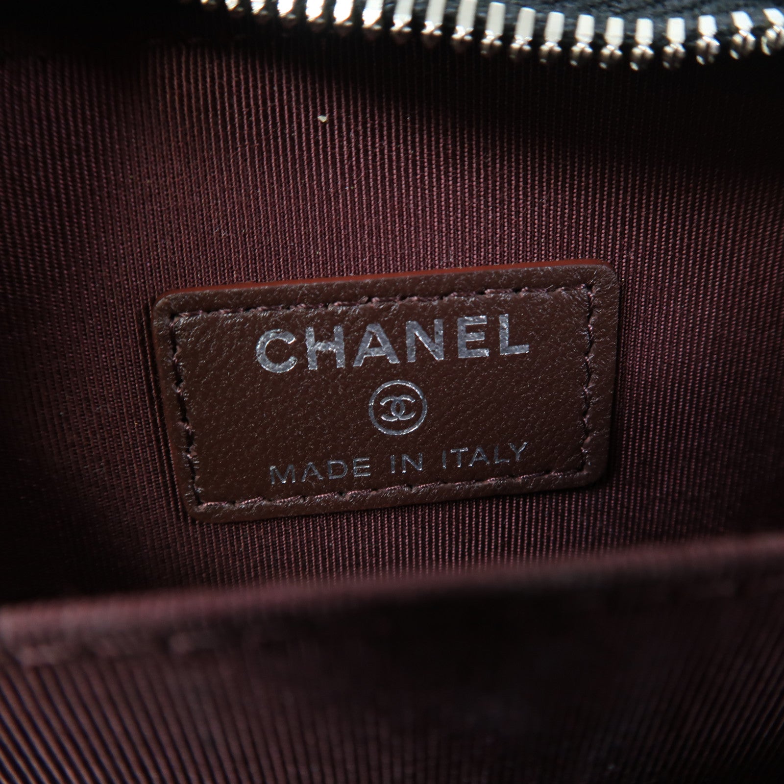 CHANEL 【激減優惠】菱格羊皮皮革Phone Bag銀扣鏈帶肩背袋黑色